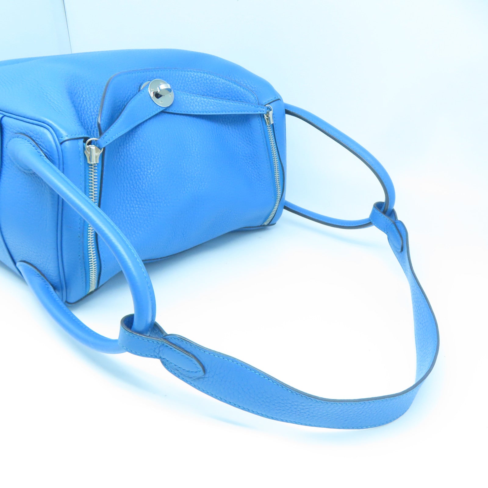 HERMES **【清倉大減價】Clemence皮革Lindy 30銀扣肩背袋Bleu Zanzibar/Malach藍色/飽和綠色