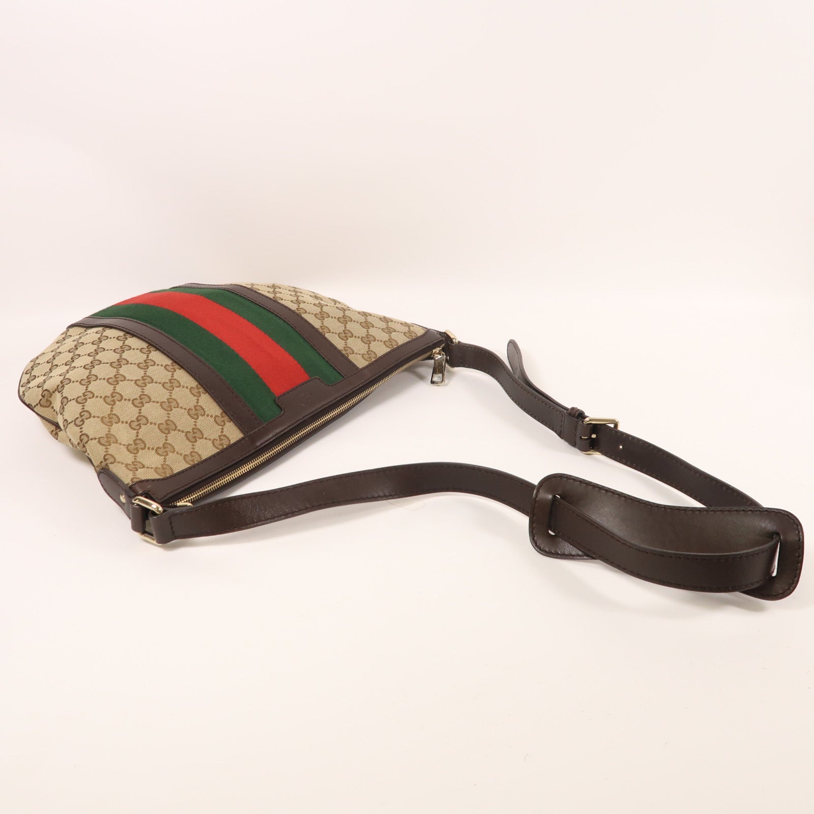 GUCCI 帆布Half Moon Hobo金扣肩背袋