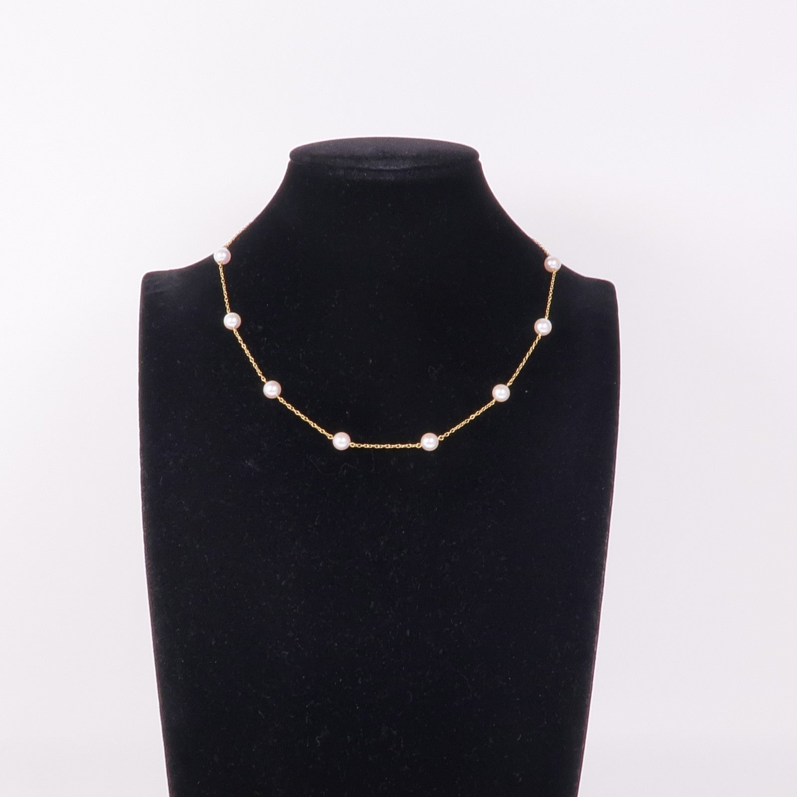 MIKIMOTO Pearl Necklace 18K Yellow Gold