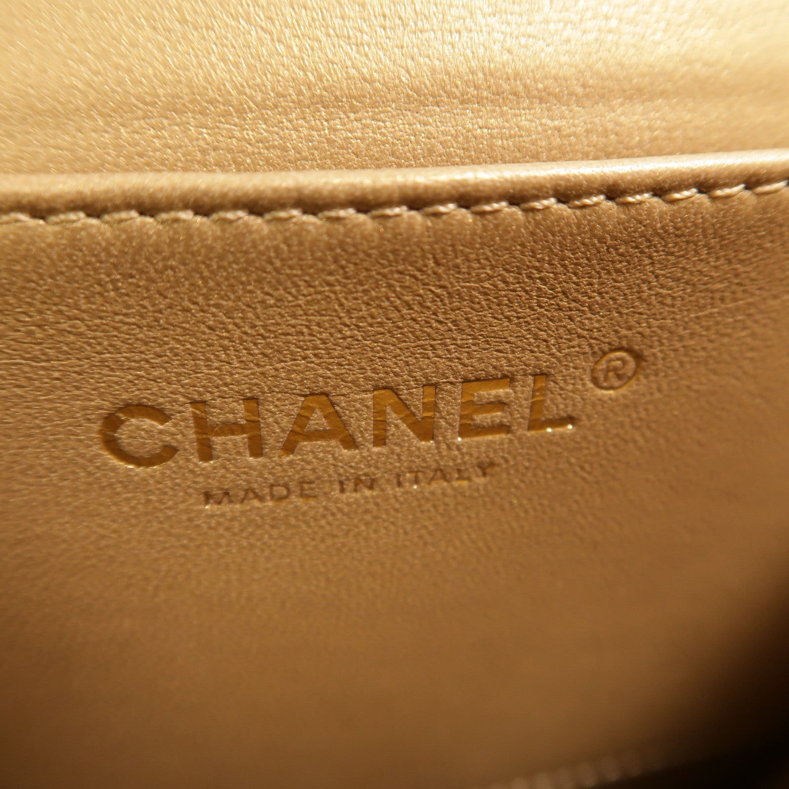 CHANEL 羊皮皮革Small Chic Pearls Flap Bag鏈帶肩背袋