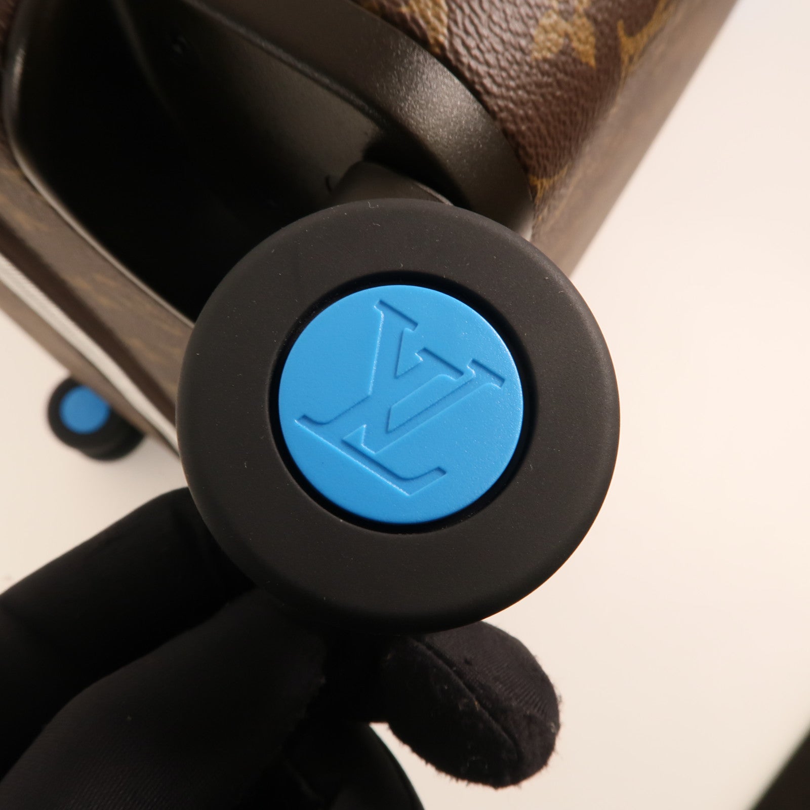 LOUIS VUITTON Monogram Horizon 55銀扣行李箱