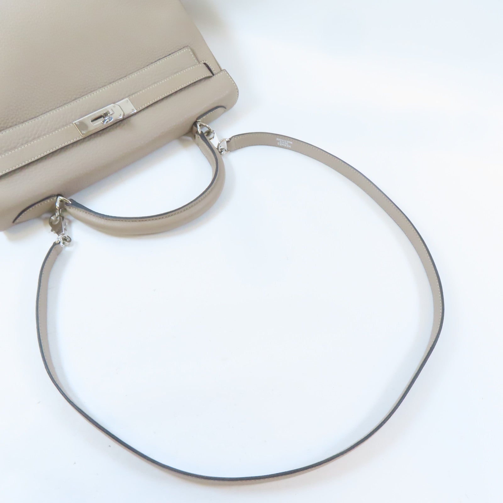 HERMES Clemence皮革Kelly 32銀扣手挽肩背兩用袋Gris Tourterelle淺灰色