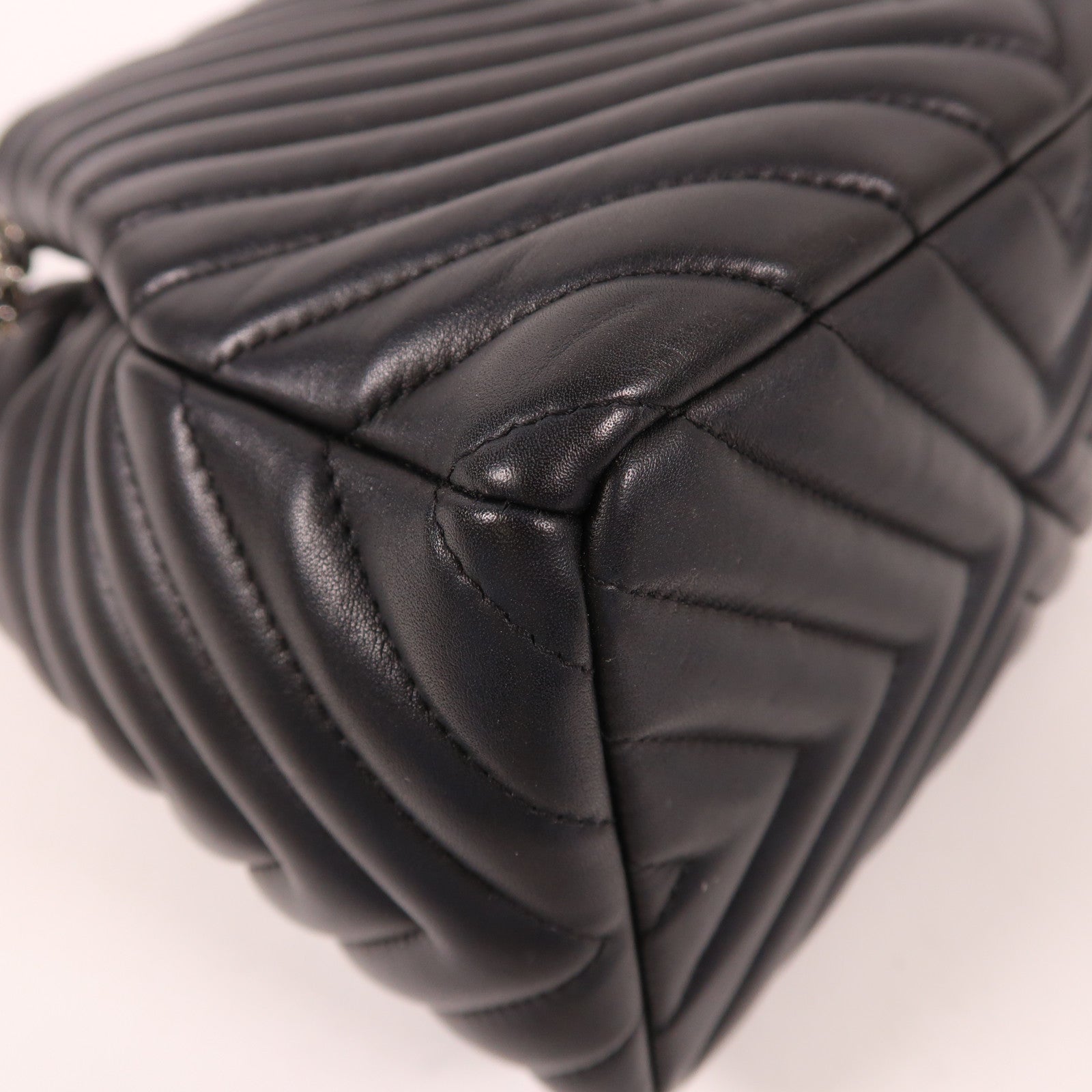 CHANEL CC sHW Bucket Chain Shoulder Bag Calfskin Leather Black