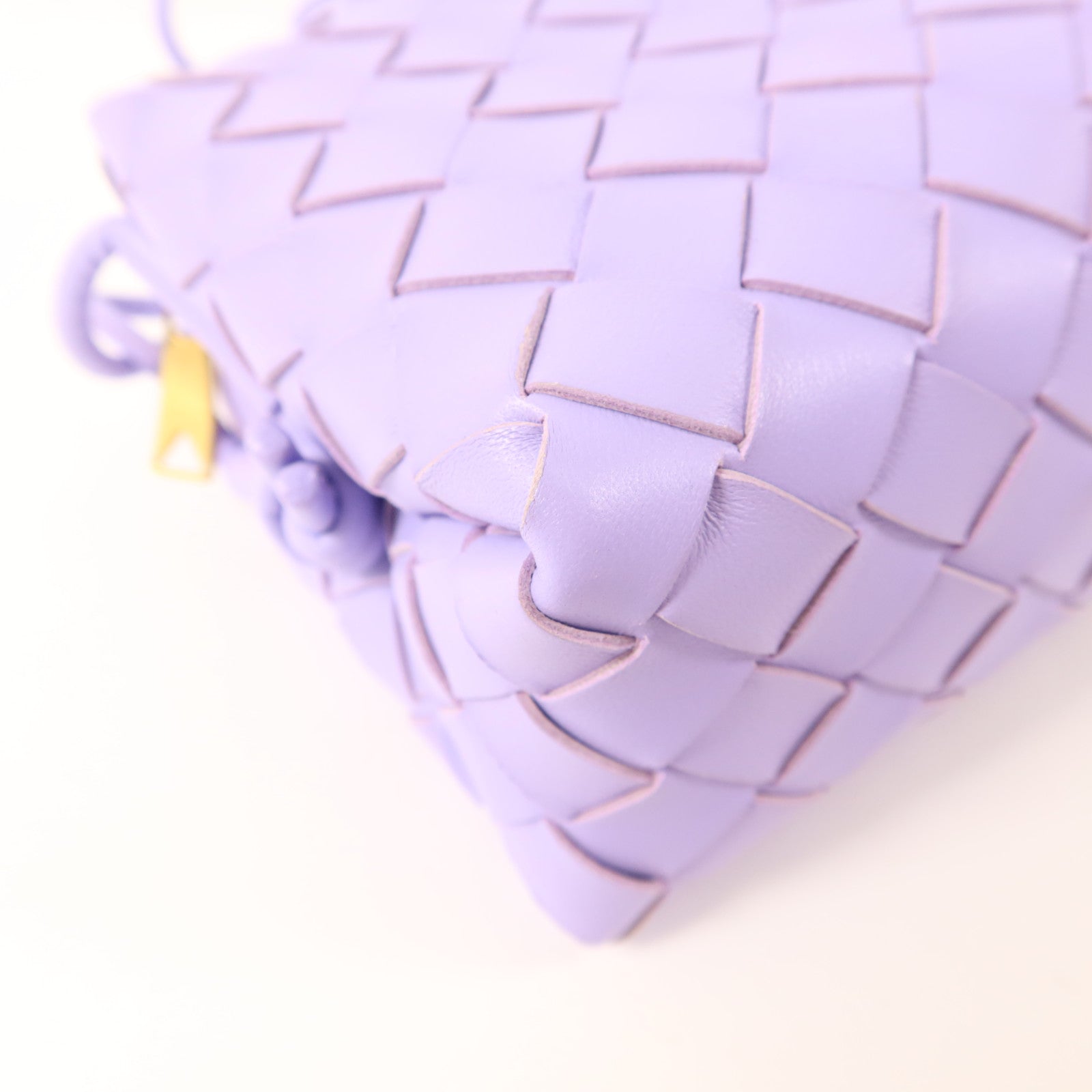 BOTTEGA VENETA 羊皮皮革Mini Loop金扣肩背袋