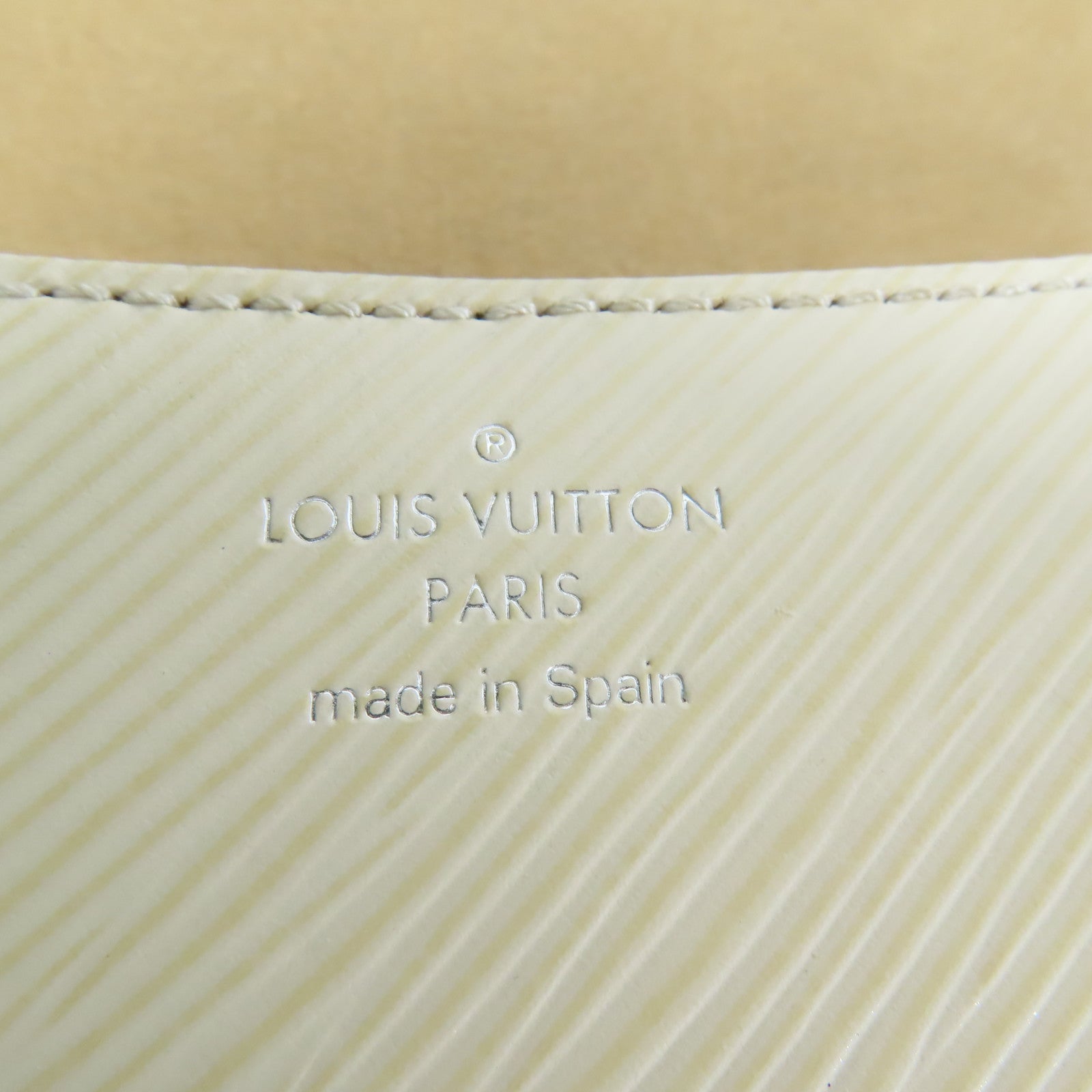 LOUIS VUITTON Epi Buci銀扣肩背袋