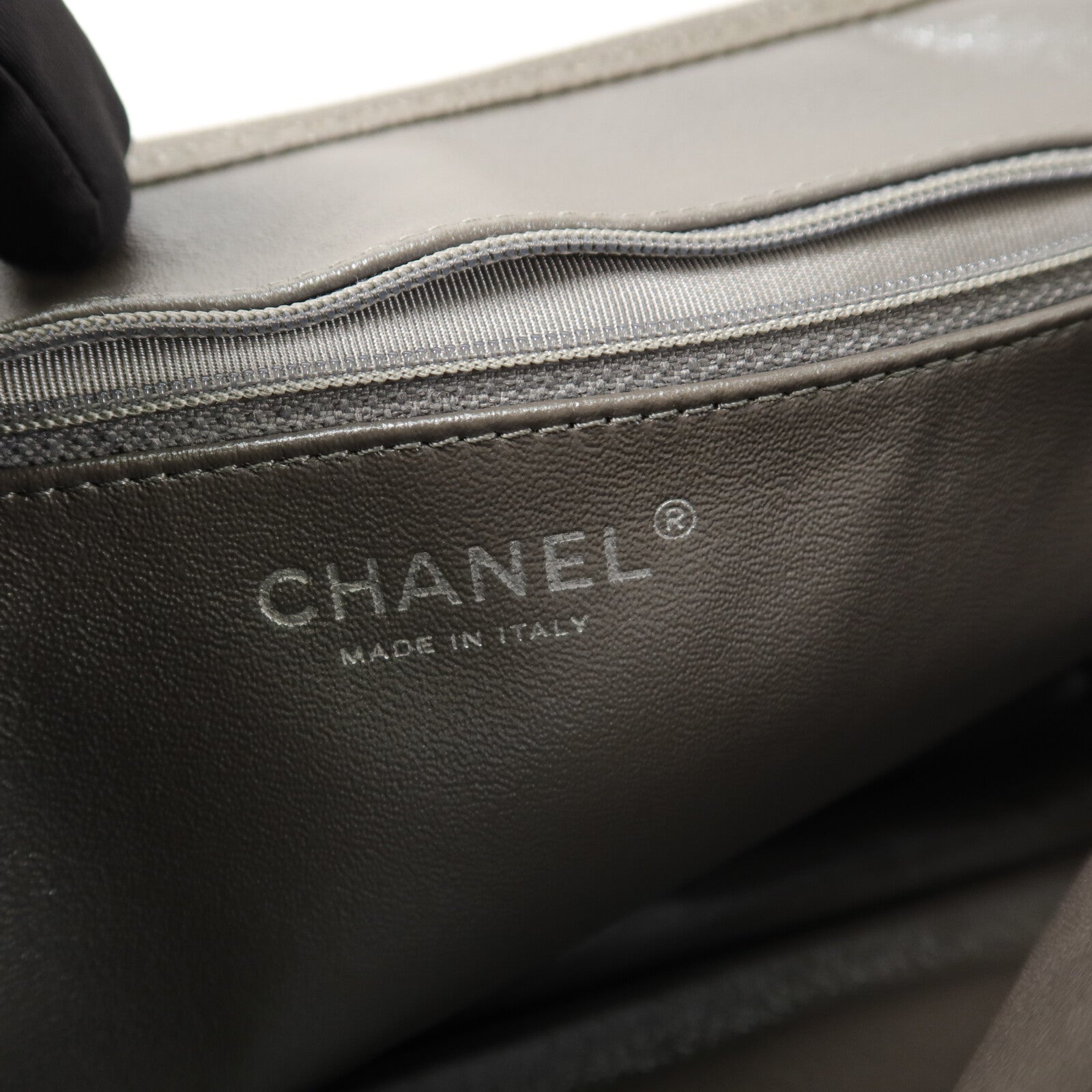 CHANEL 牛皮皮革Chain Shoulder鏈帶肩背袋