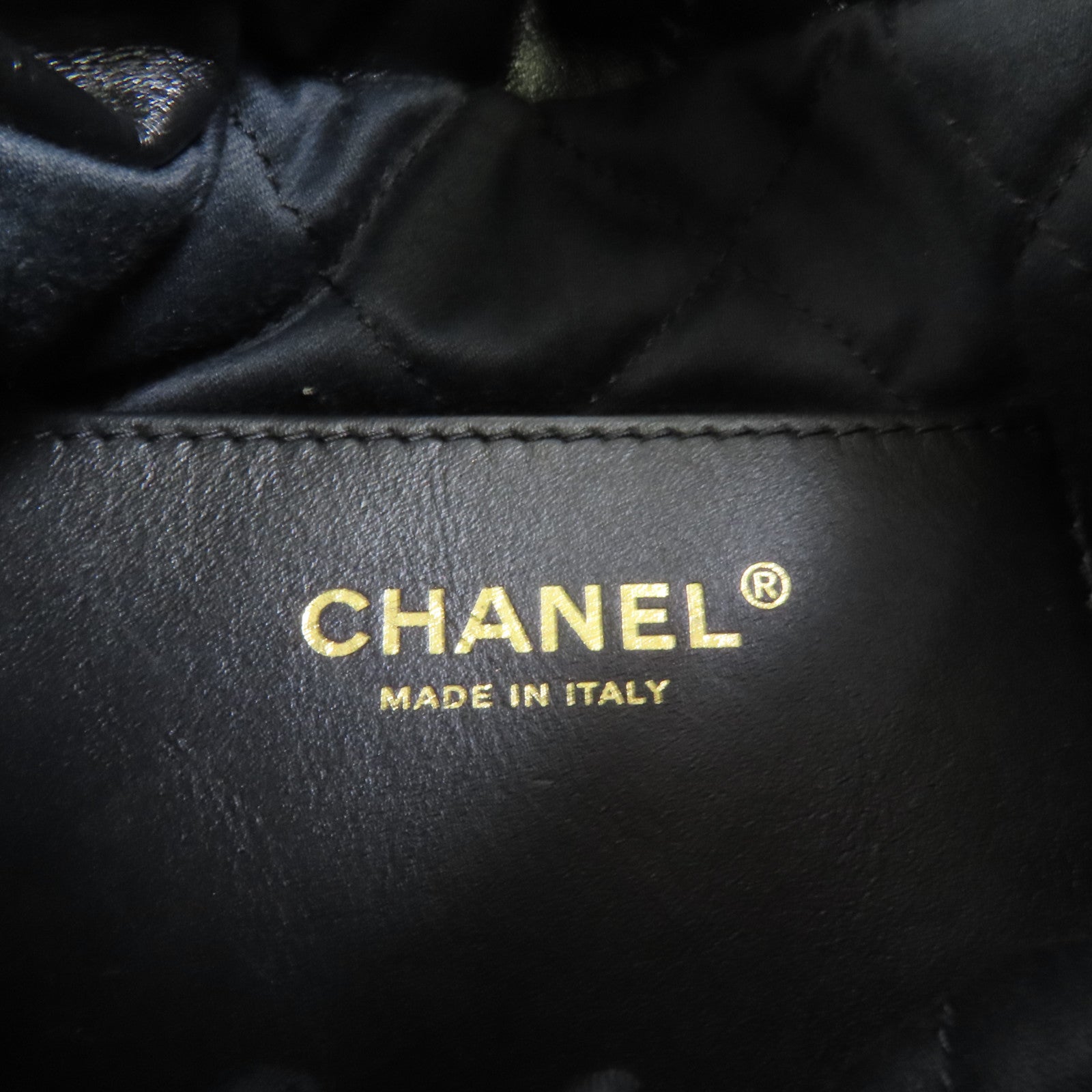 CHANEL Chanel 22 Mini金扣手挽肩背兩用袋