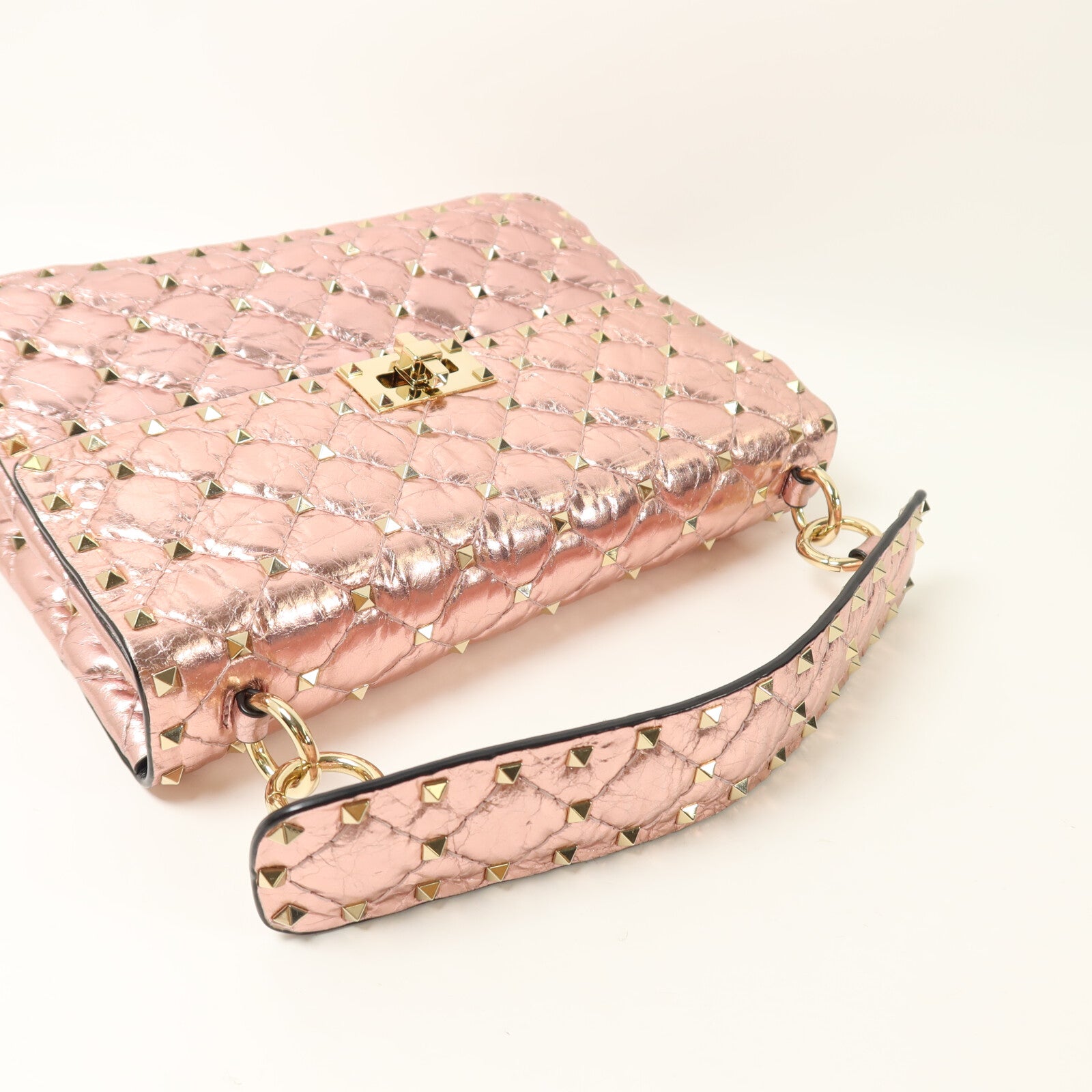 Valentino 牛皮皮革Rockstud Spike Medium手挽肩背兩用袋
