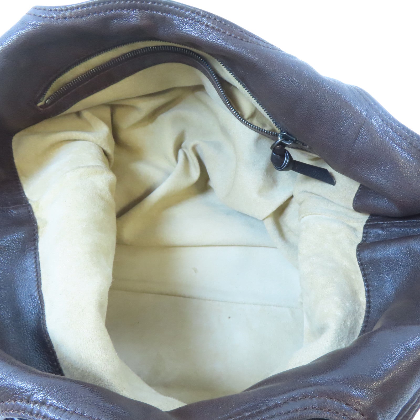 BOTTEGA VENETA 牛皮皮革Hand Bag黑扣手拿包啡色