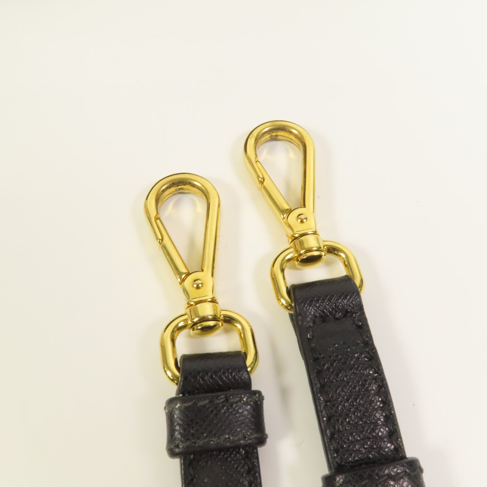 PRADA 尼龍2way Shoulder金扣手挽肩背兩用袋