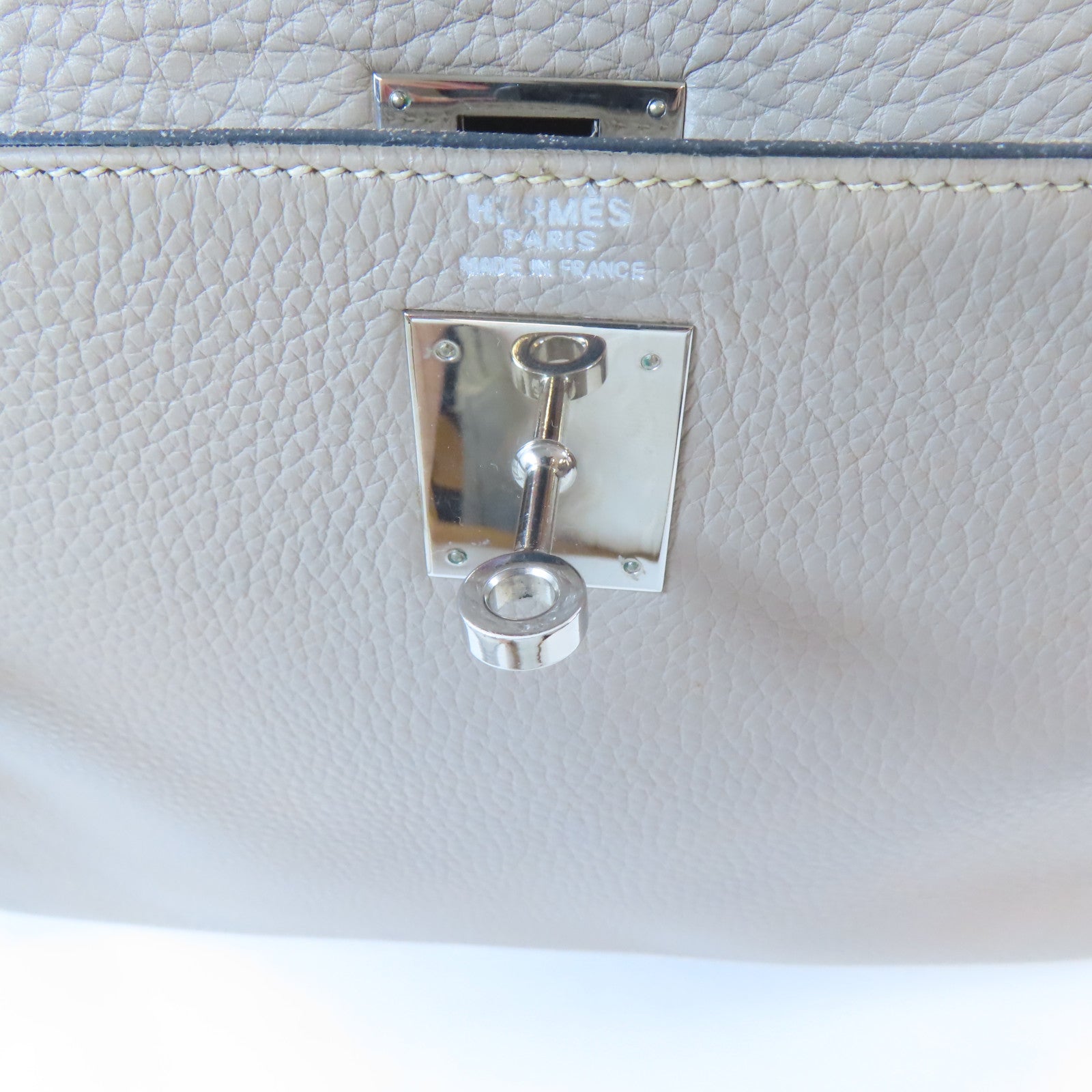 HERMES Clemence皮革Kelly 32銀扣手挽肩背兩用袋Gris Tourterelle淺灰色