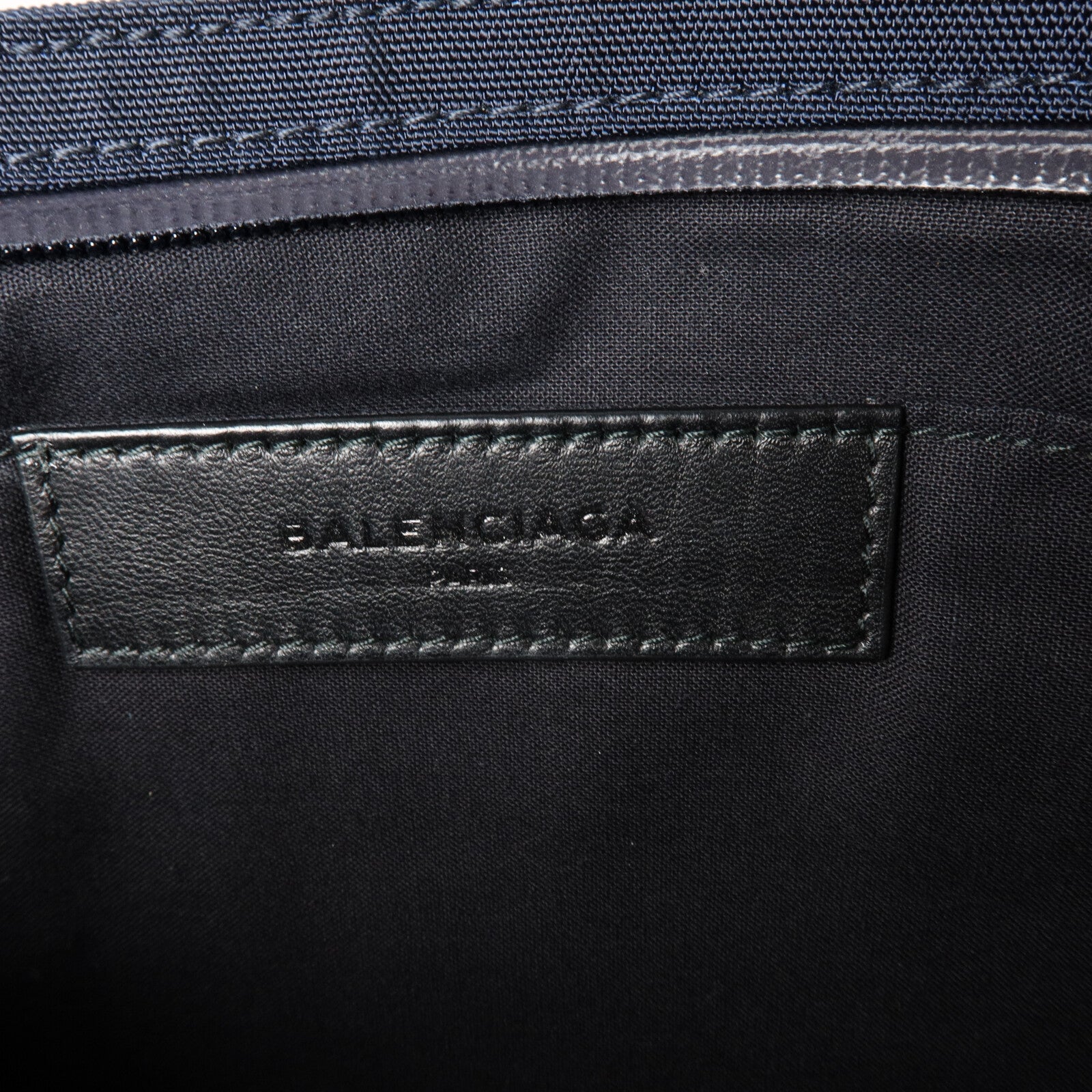 BALENCIAGA 尼龍Pouch手拿包