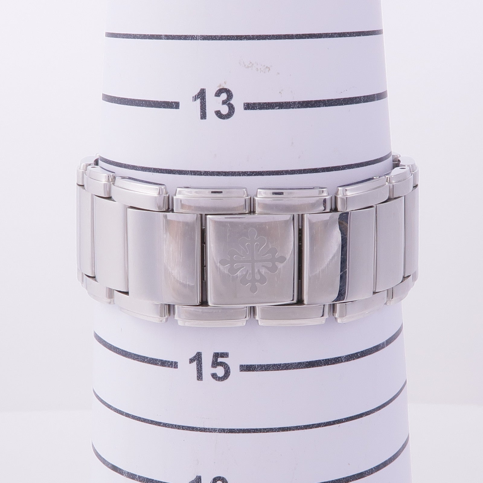 PATEK PHILIPPE Twenty Four 4910/10A