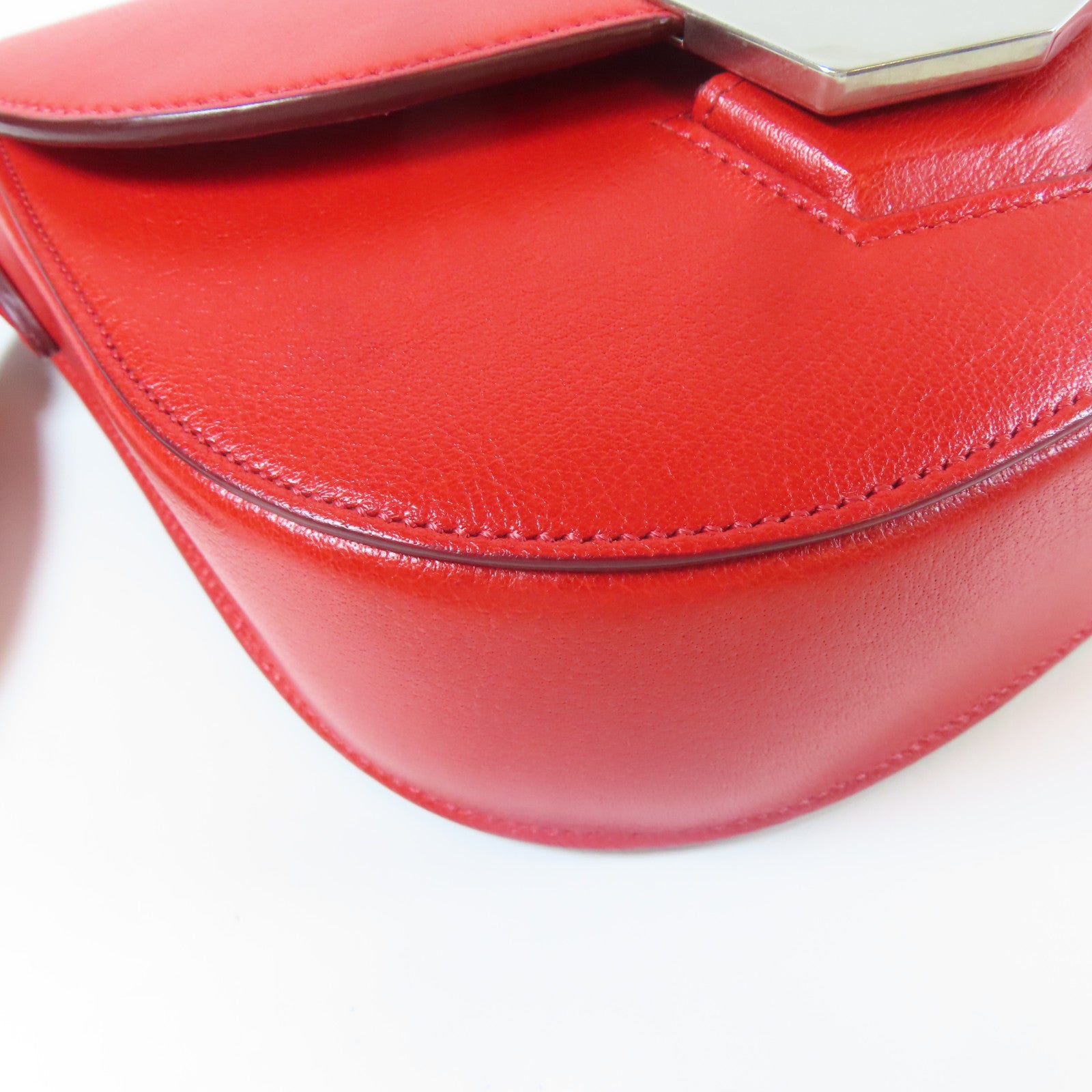 CELINE 【激減優惠】牛皮皮革Shoulder Bag銀扣肩背袋紅色
