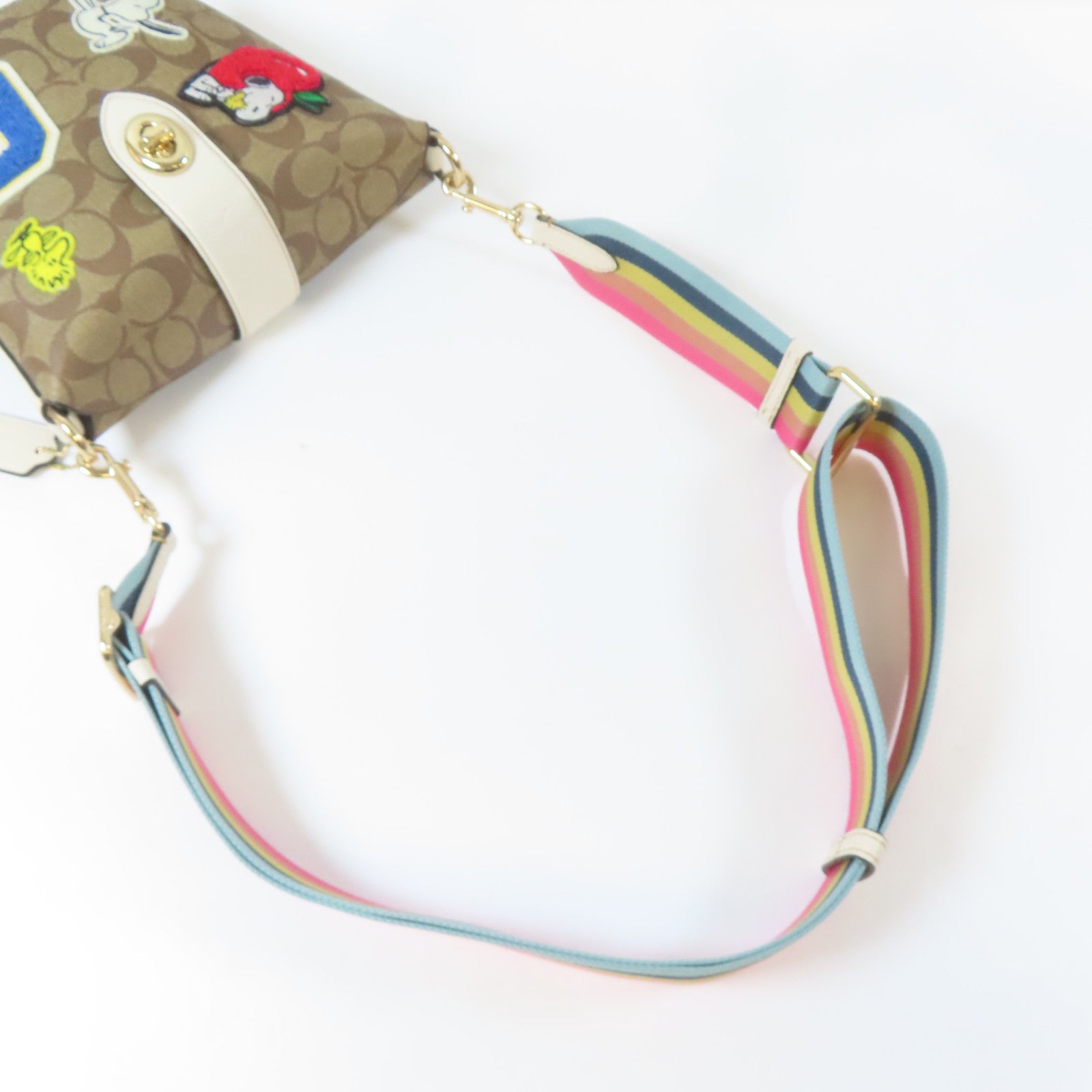 COACH 塗層帆布Shoulder Bag金扣肩背袋啡色