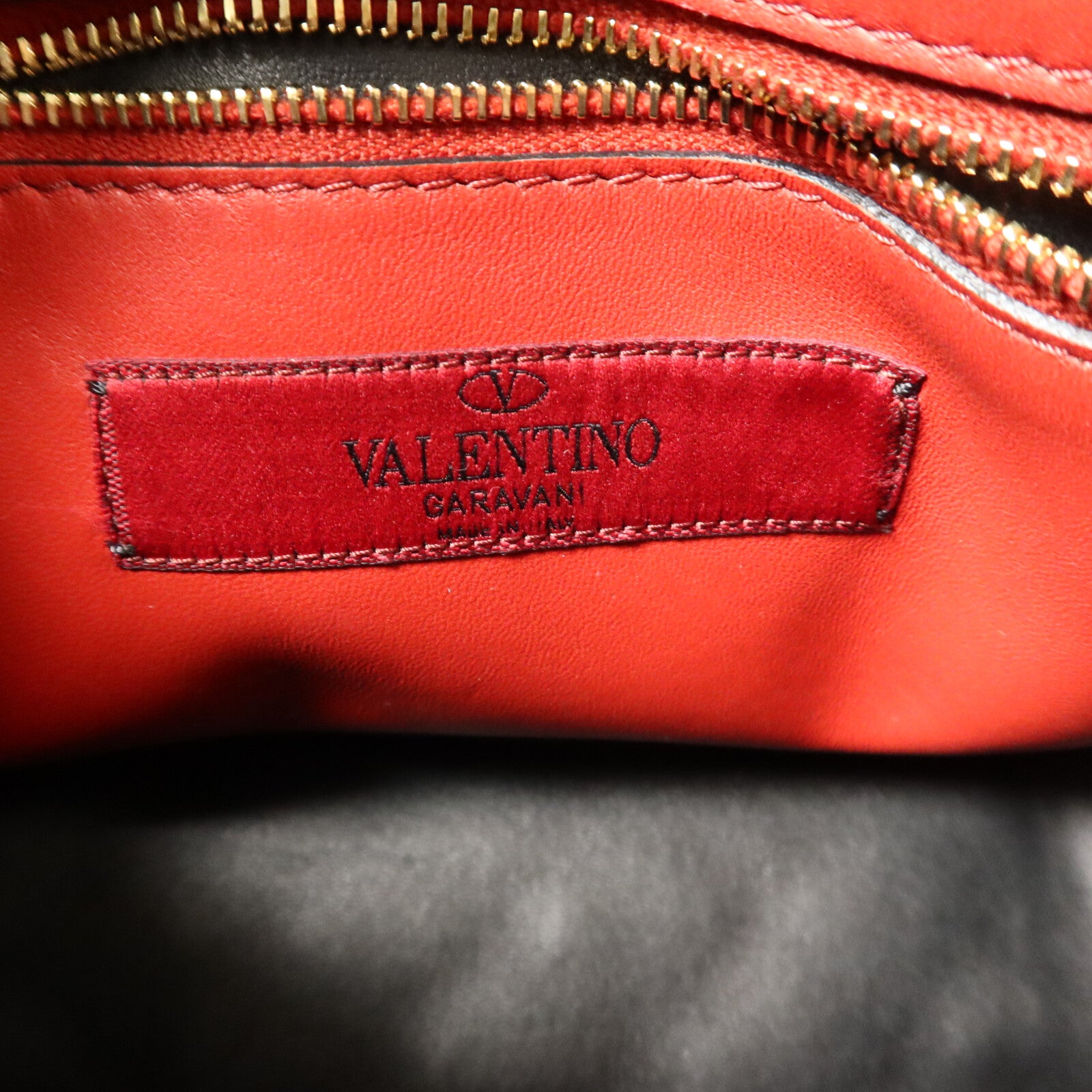 Valentino 牛皮皮革Rockstud Spike Medium手挽肩背兩用袋