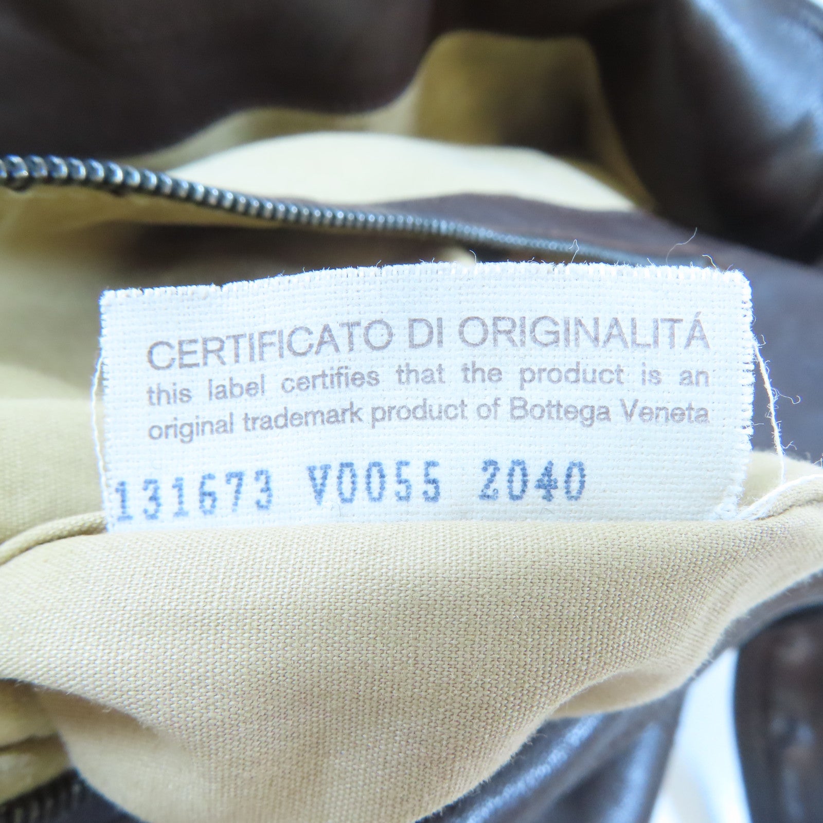 BOTTEGA VENETA 牛皮皮革Hand Bag黑扣手拿包啡色