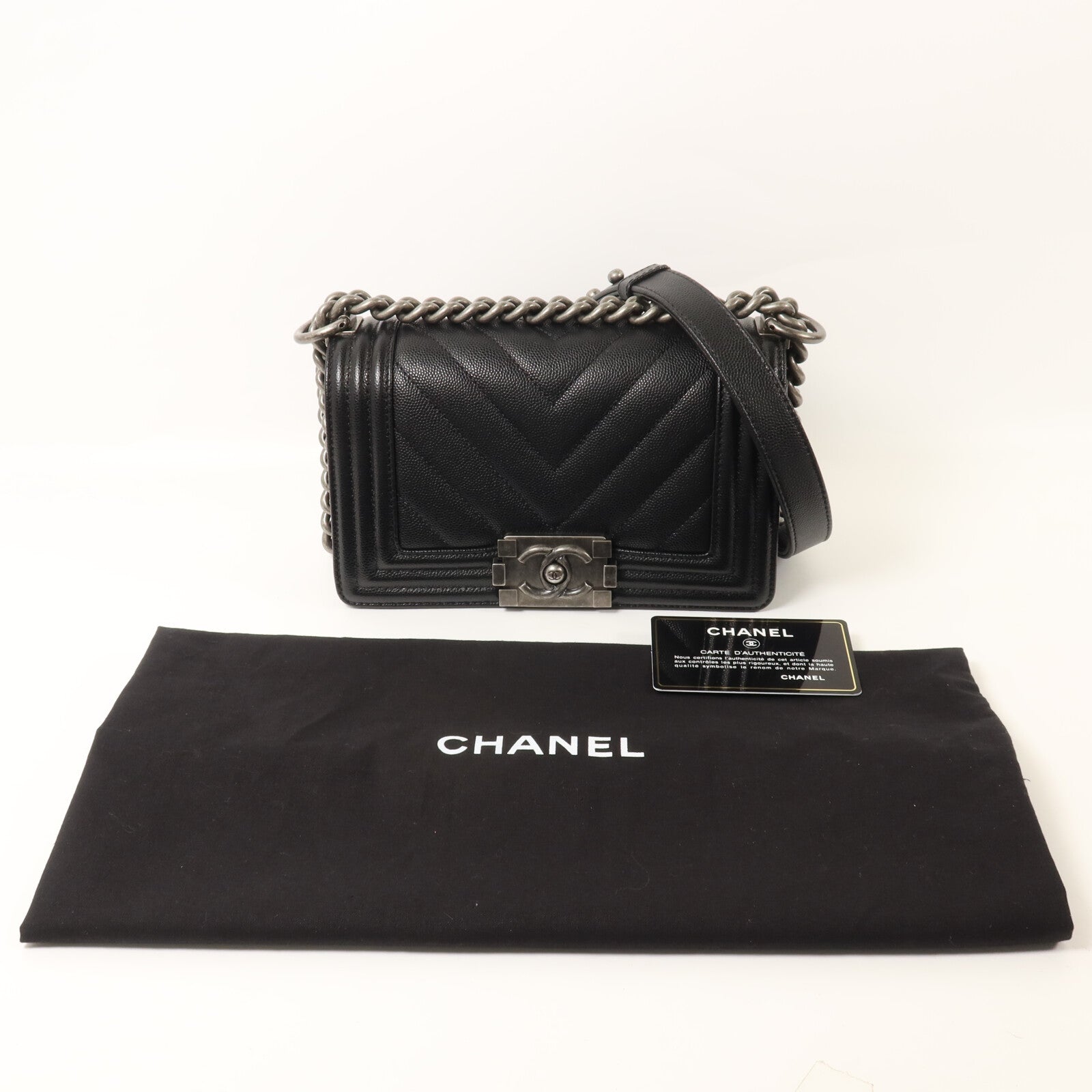 CHANEL 牛皮皮革Boy 20鏈帶肩背袋