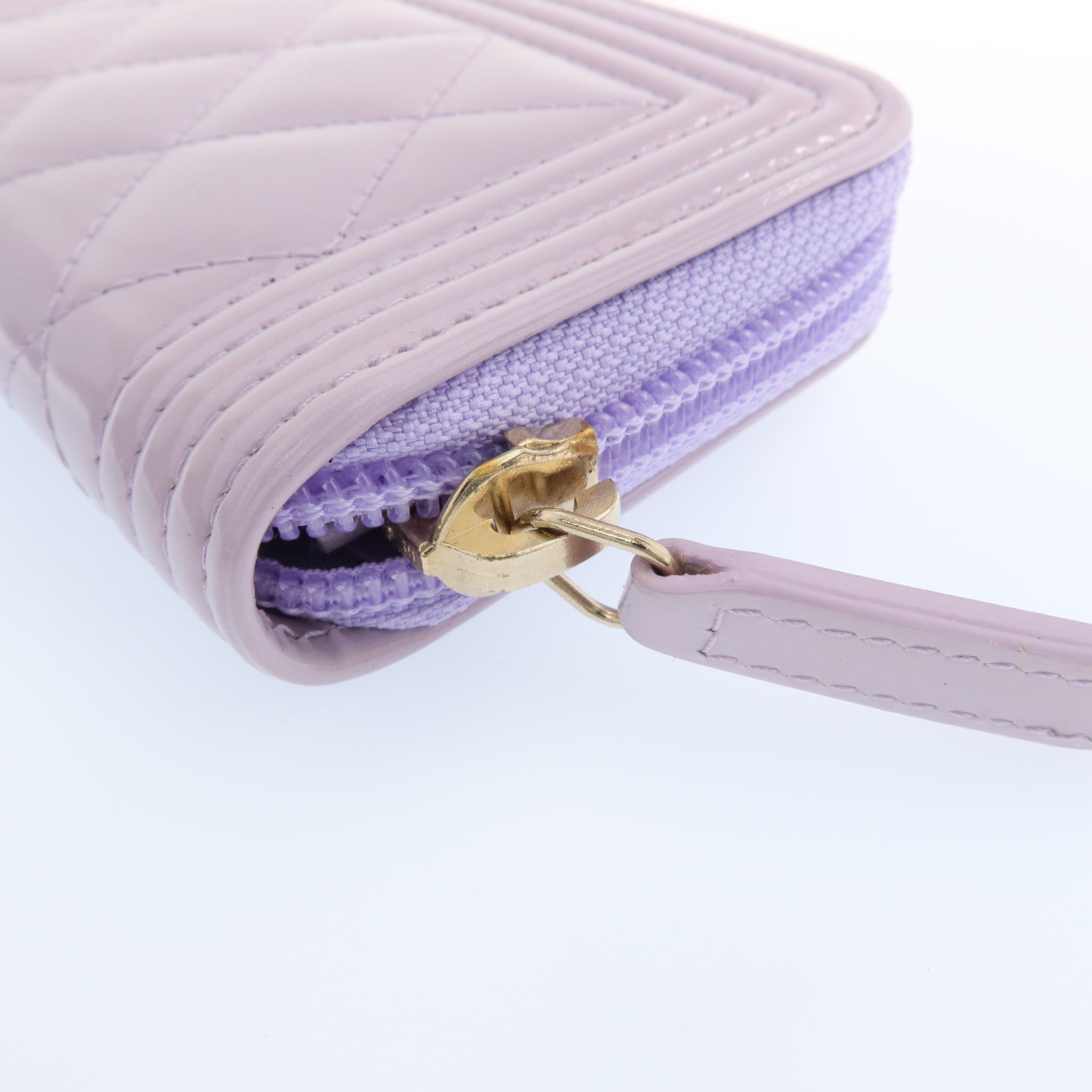 CHANEL 漆皮皮革Boy Coin Purse金扣零錢包