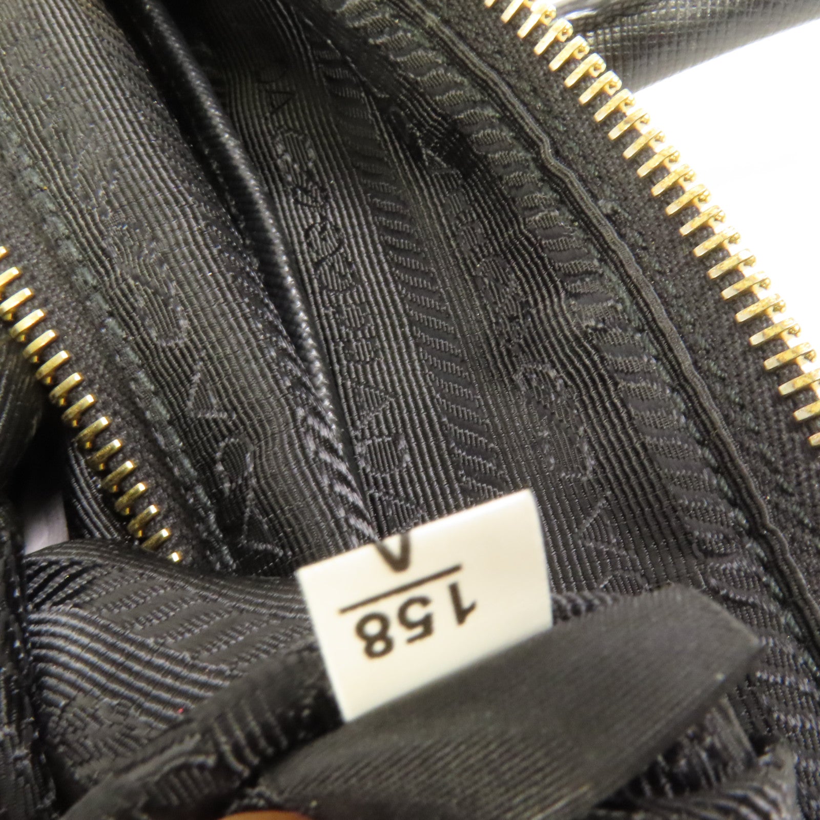 PRADA 尼龍2way Shoulder金扣手挽肩背兩用袋