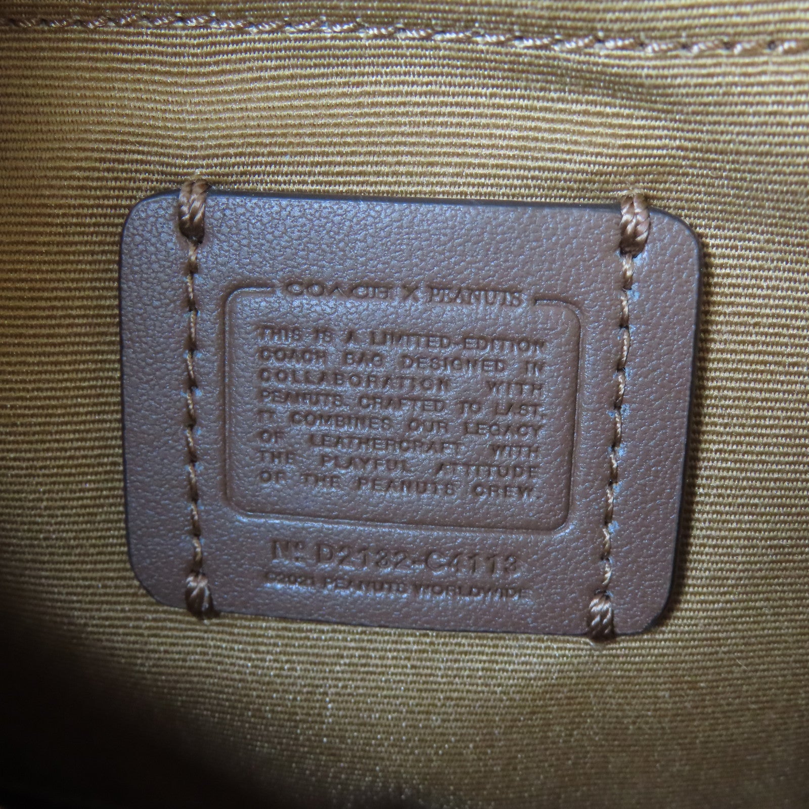 COACH 塗層帆布Shoulder Bag金扣肩背袋啡色