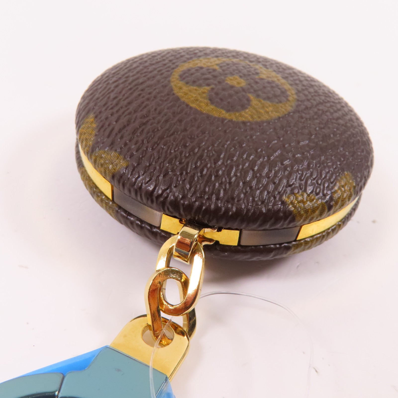 LOUIS VUITTON Monogram Astropill Charm金扣掛飾