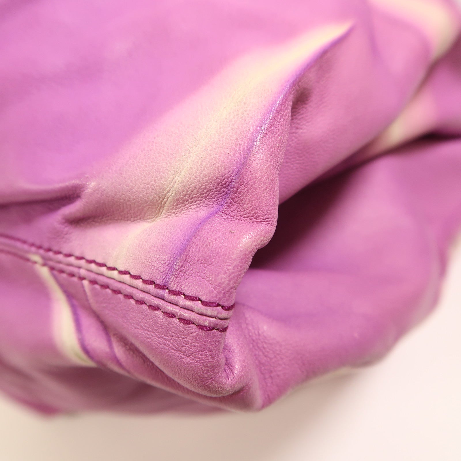 BOTTEGA VENETA 羊皮皮革Shoulder Bag肩背袋