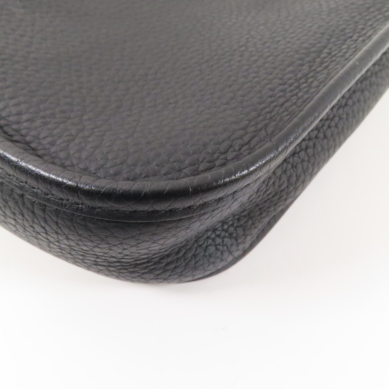 HERMES Clemence皮革Evelyne TPM銀扣肩背袋Noir