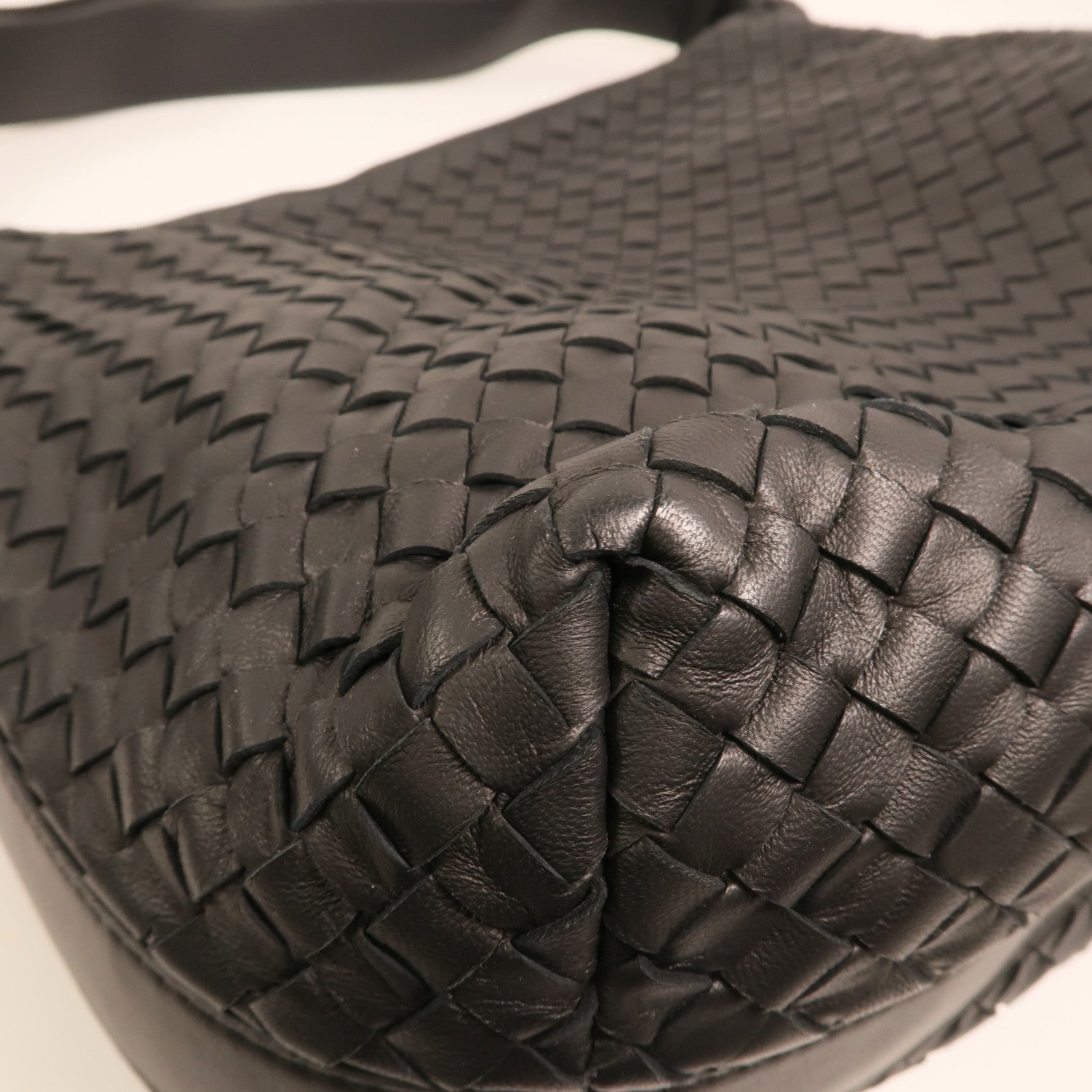 BOTTEGA VENETA 羊皮皮革Shoulder Bag銀扣肩背袋