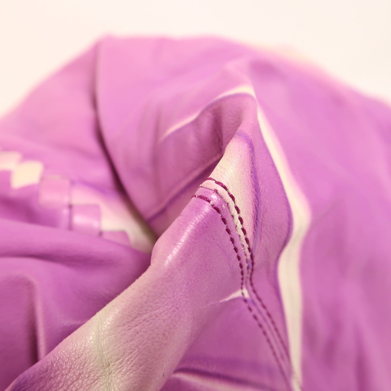 BOTTEGA VENETA 羊皮皮革Shoulder Bag肩背袋