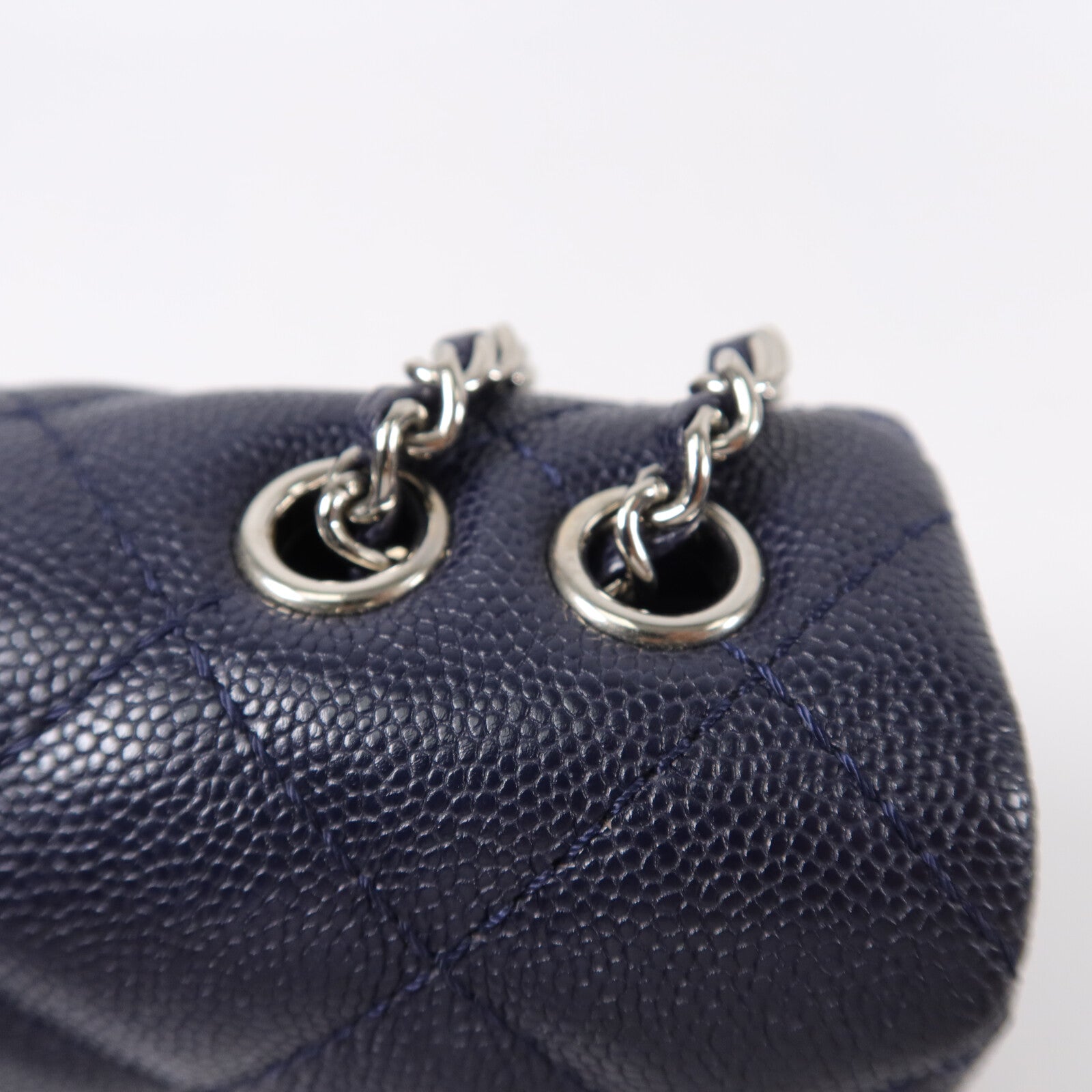CHANEL 牛皮皮革Urban Companion Flap Bag鏈帶肩背袋
