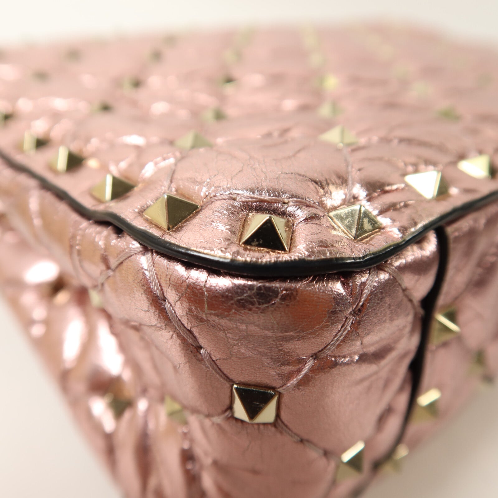 Valentino 牛皮皮革Rockstud Spike Medium手挽肩背兩用袋