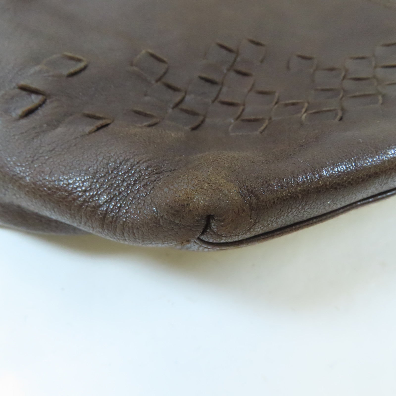 BOTTEGA VENETA 牛皮皮革Hand Bag黑扣手拿包啡色