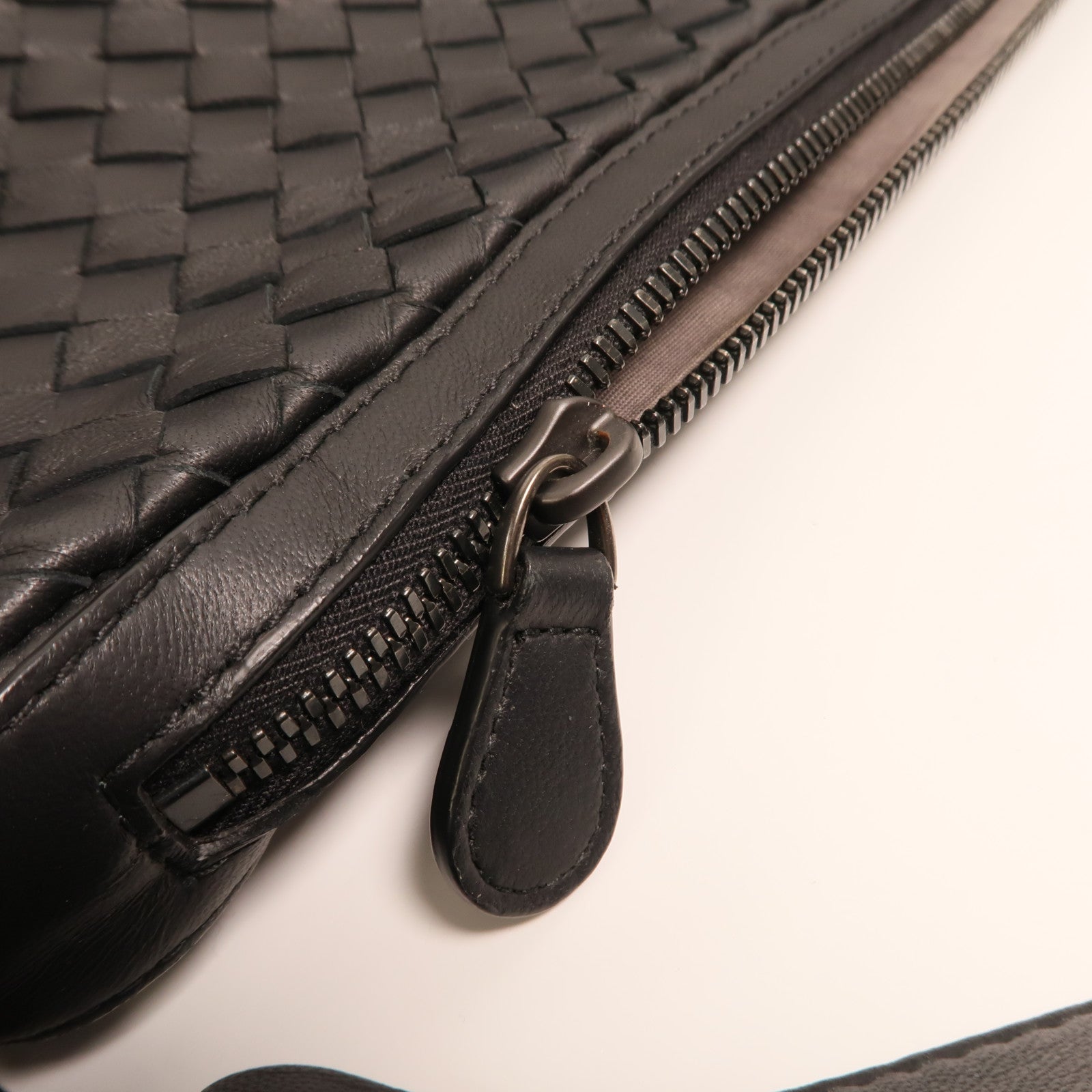 BOTTEGA VENETA 羊皮皮革Shoulder Bag銀扣肩背袋