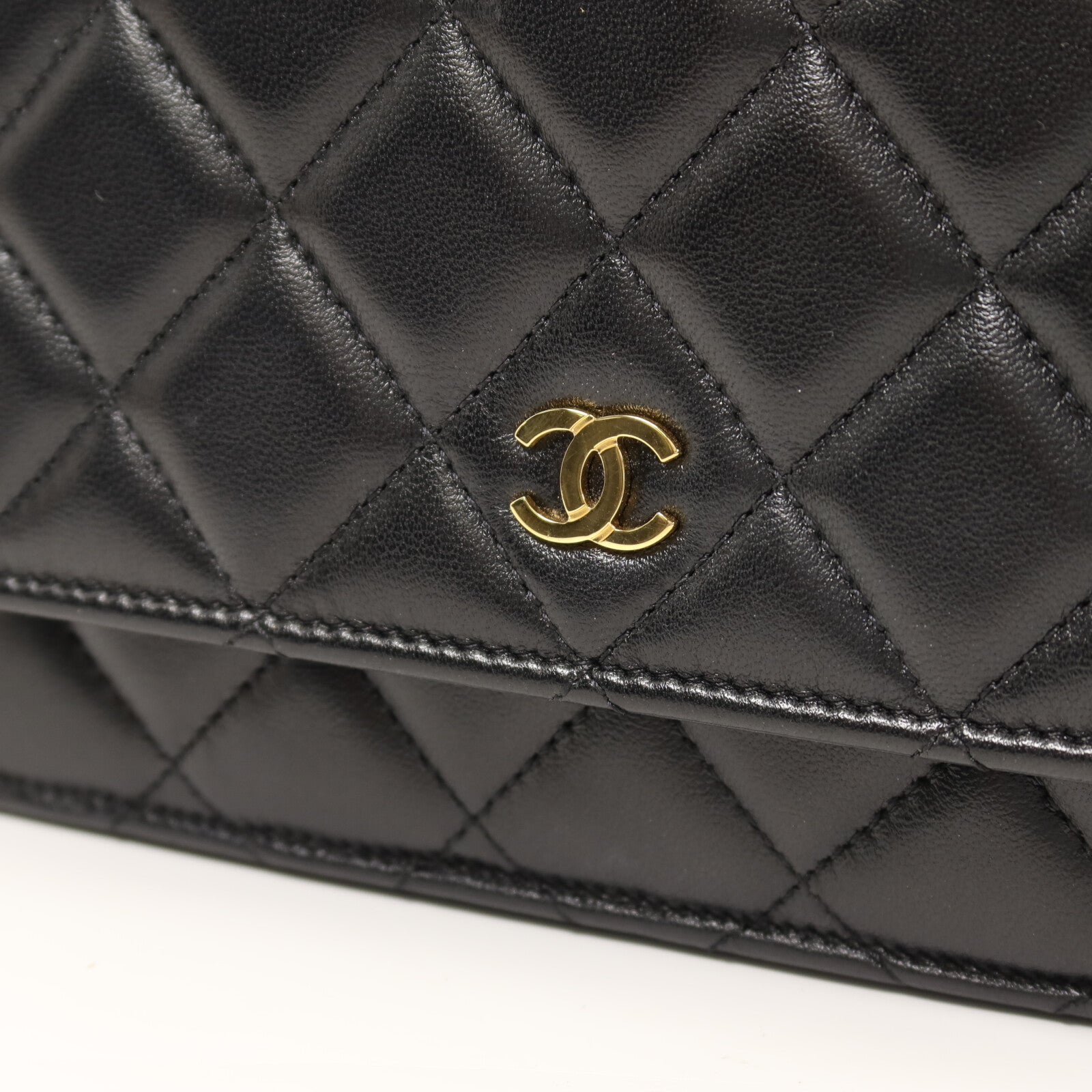 CHANEL 羊皮皮革WOC Wallet on Chain金扣鏈帶肩背袋