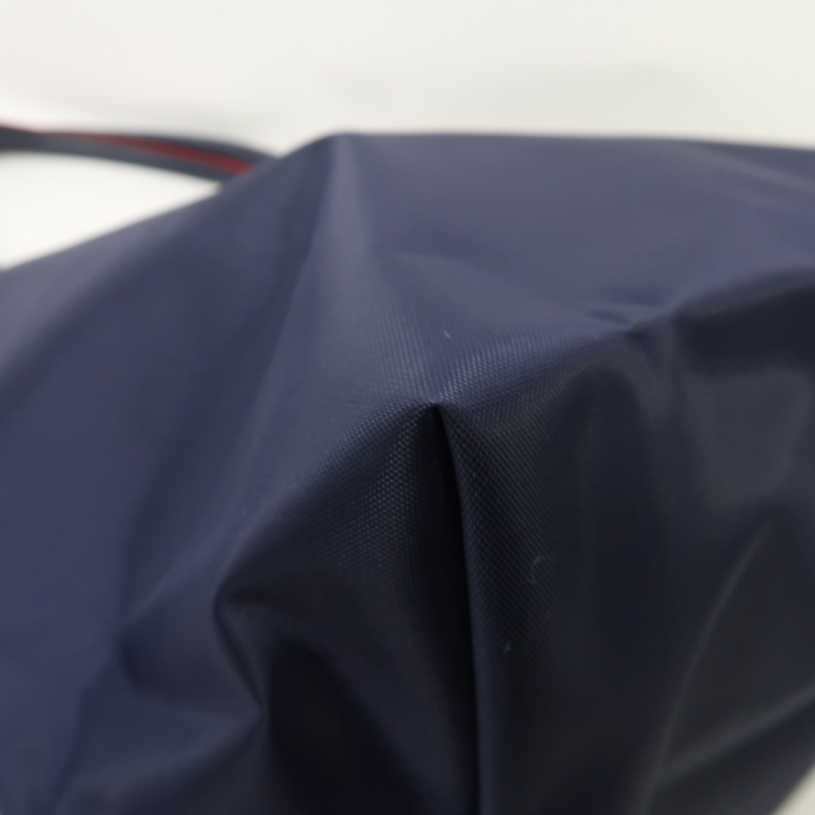 Longchamp 尼龍Le Pliage銀扣手挽袋藍色/紅色