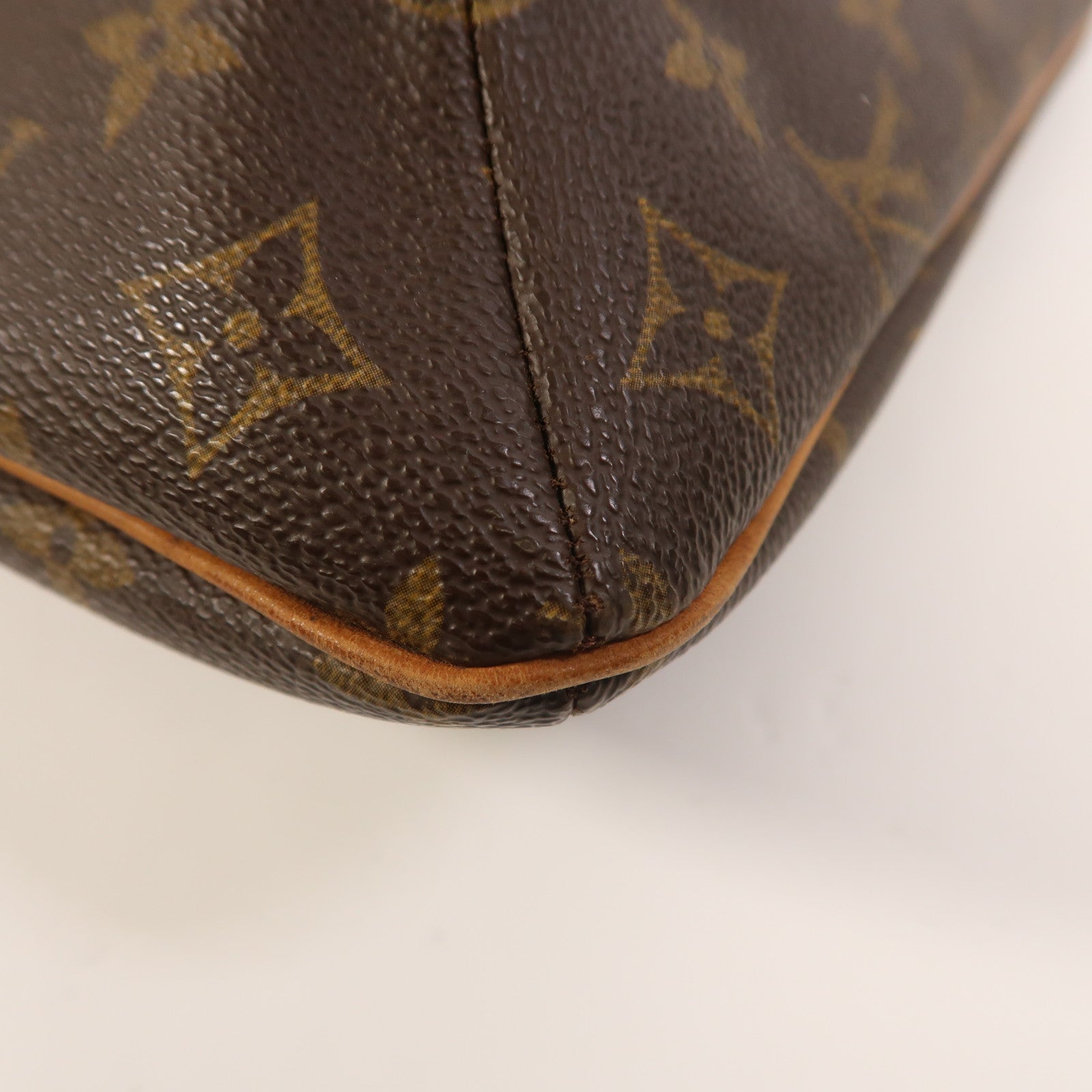 LOUIS VUITTON Monogram Musette金扣肩背袋