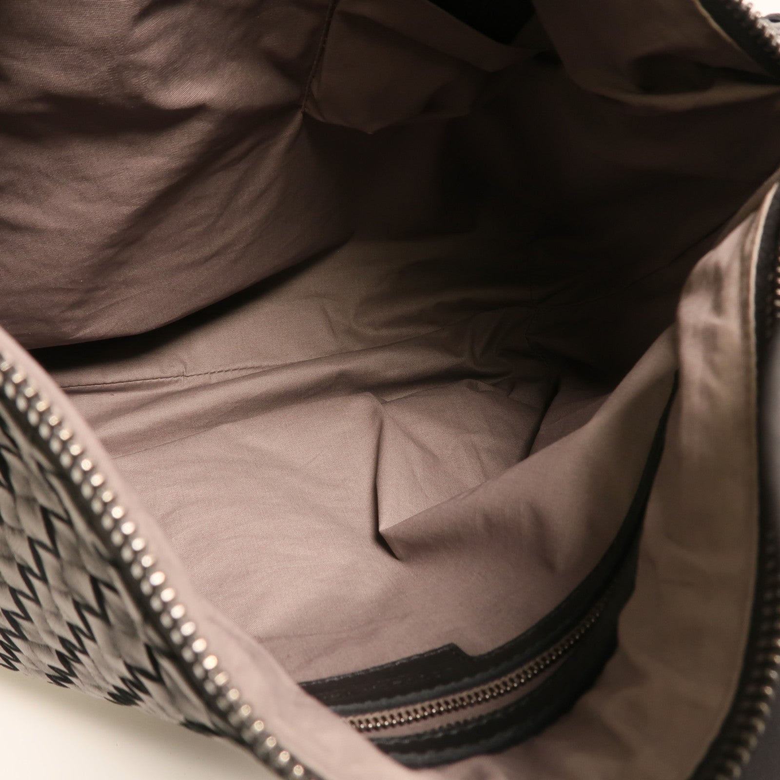 BOTTEGA VENETA 羊皮皮革Shoulder Bag銀扣肩背袋