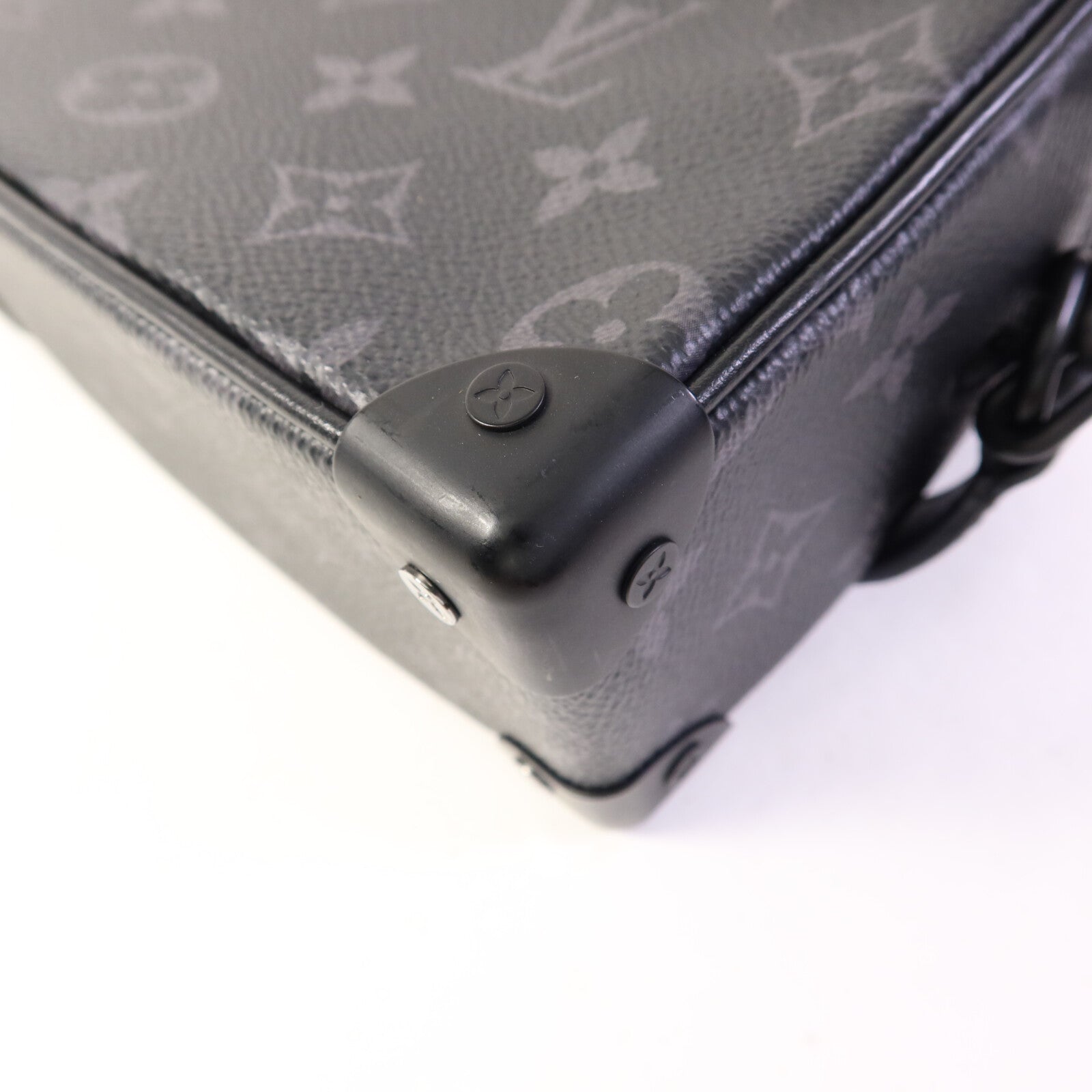 LOUIS VUITTON Monogram Eclipse Mini Soft Trunk肩背袋