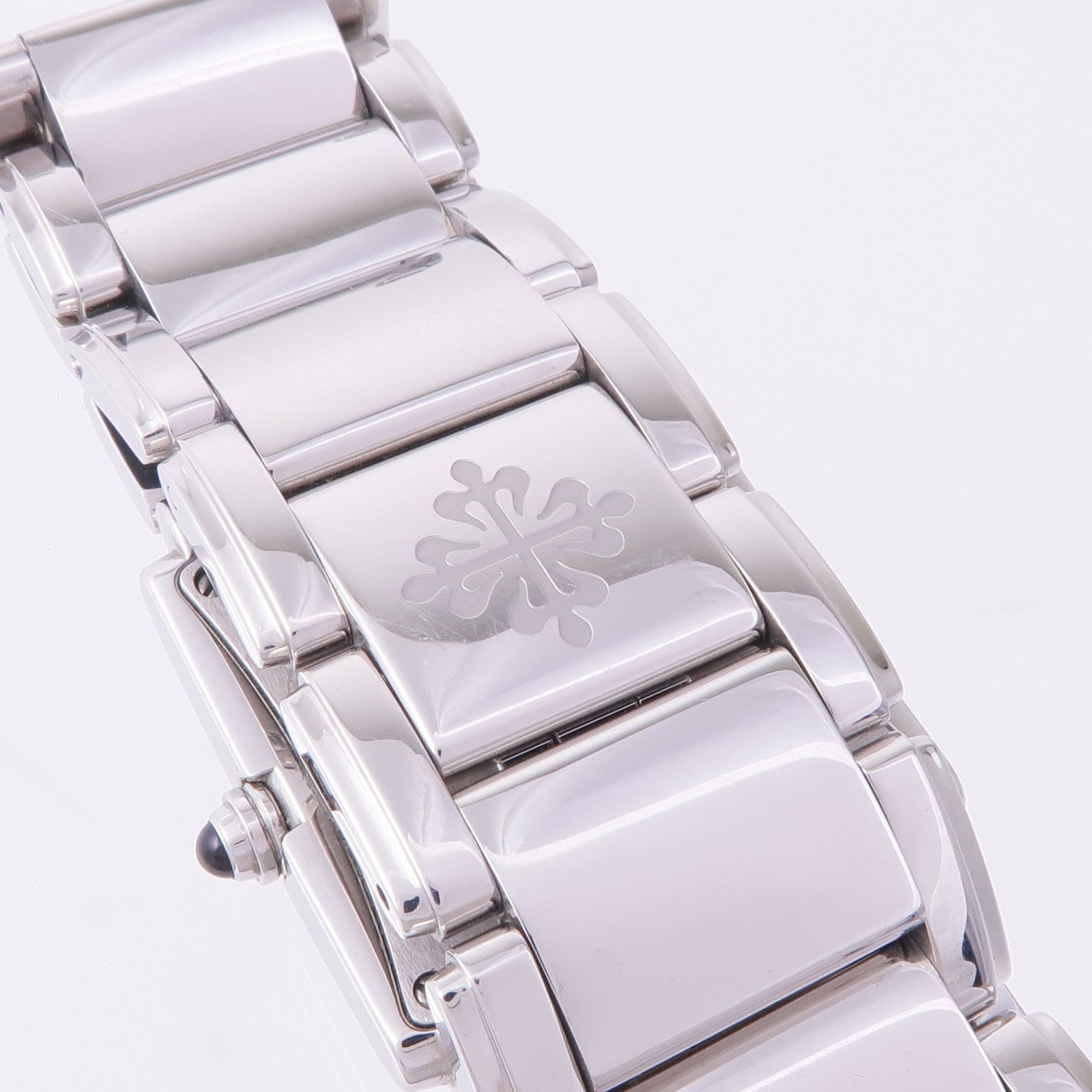 PATEK PHILIPPE Twenty Four 4910/10A