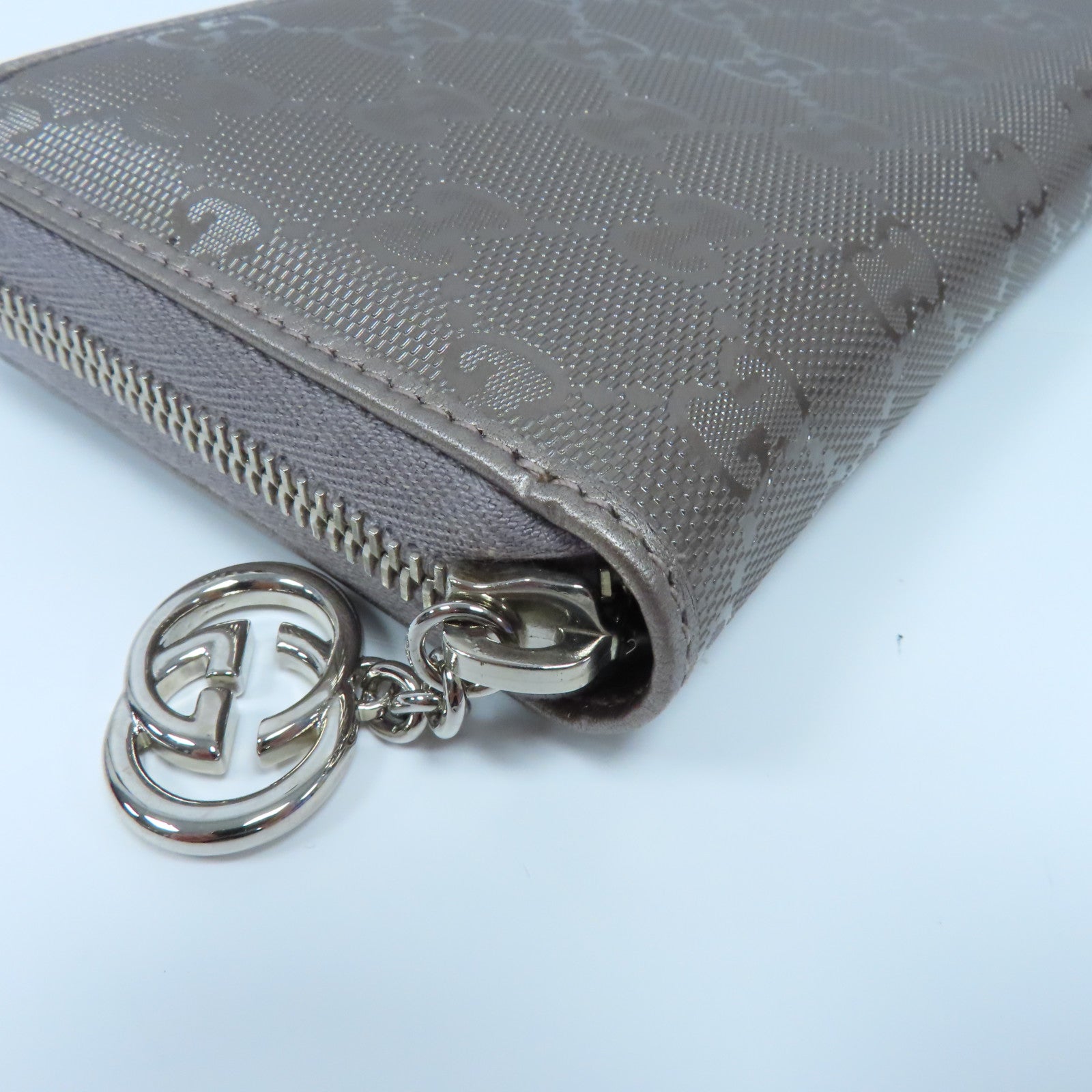 GUCCI 塗層帆布Long Wallet銀扣長錢包米色
