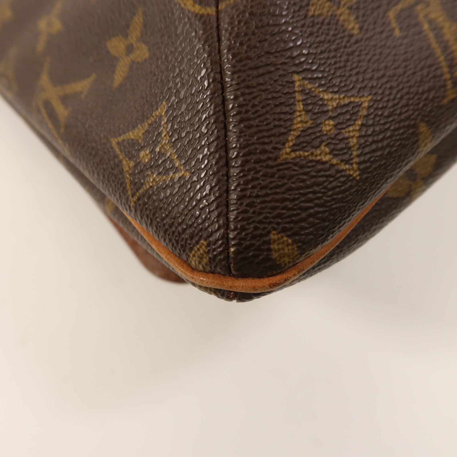 LOUIS VUITTON Monogram Musette金扣肩背袋