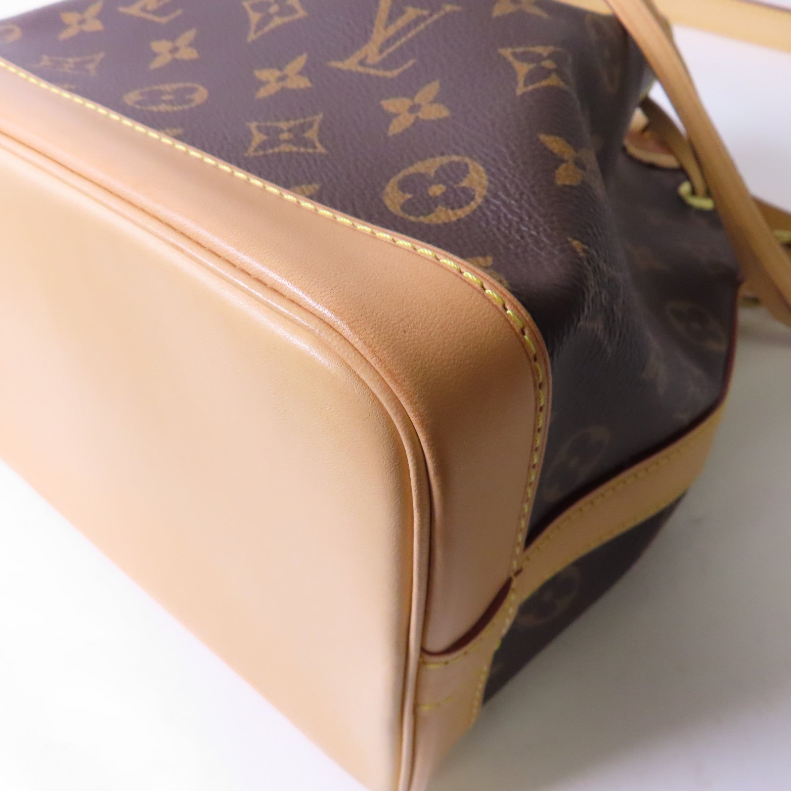 LOUIS VUITTON Monogram Noe BB金扣肩背袋啡色