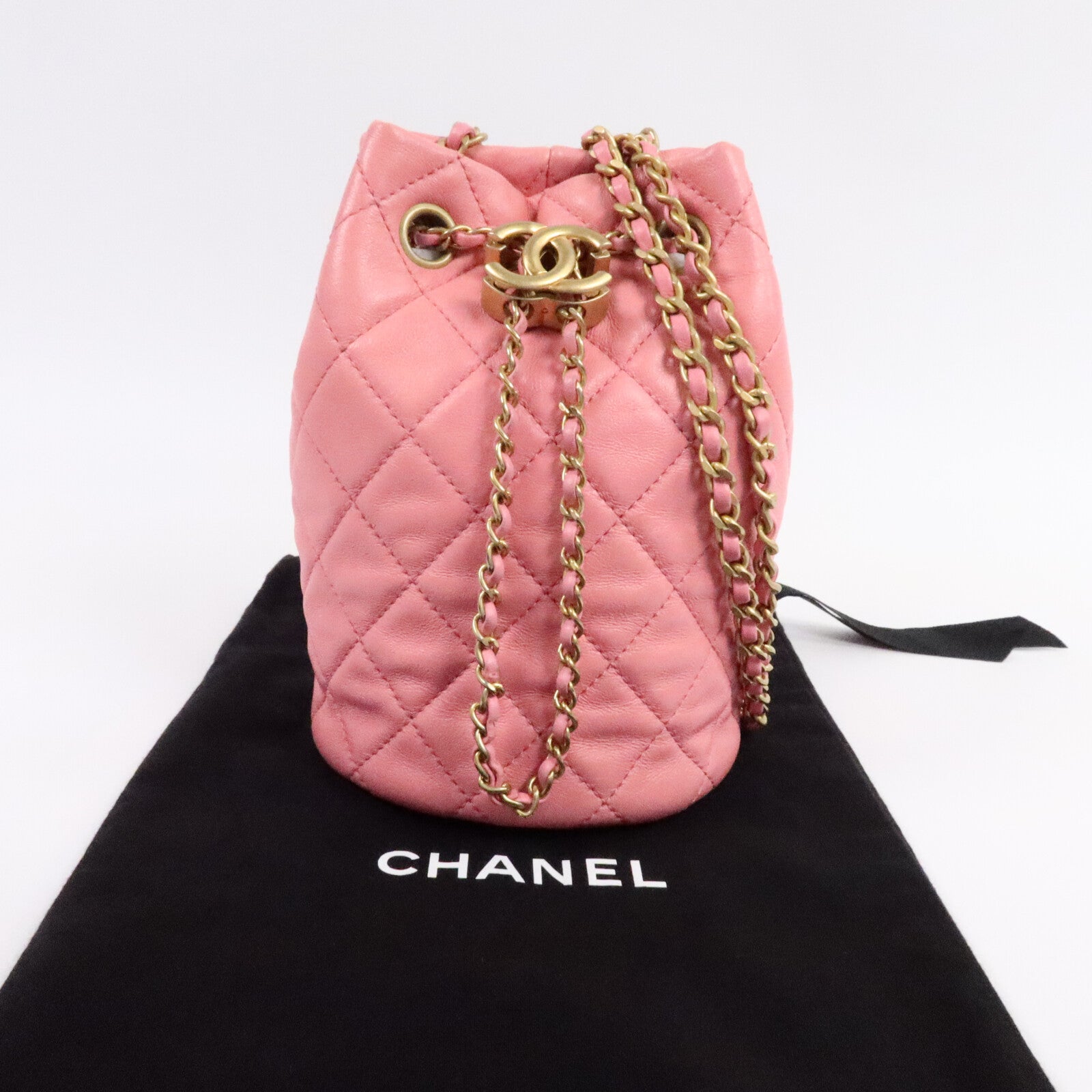 CHANEL 羊皮皮革Bucket Bag鏈帶肩背袋