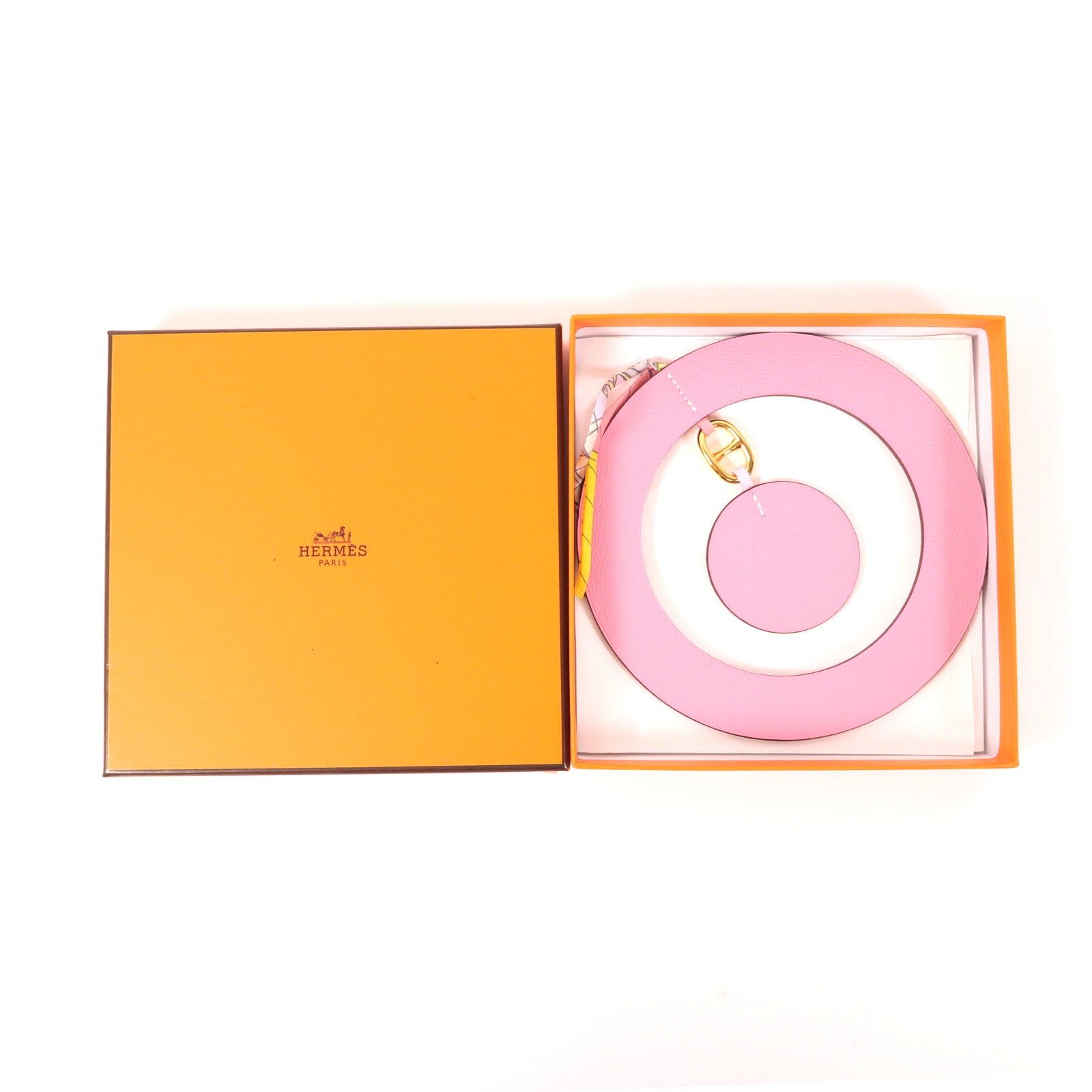 HERMES 牛皮皮革Home Decor金扣掛飾