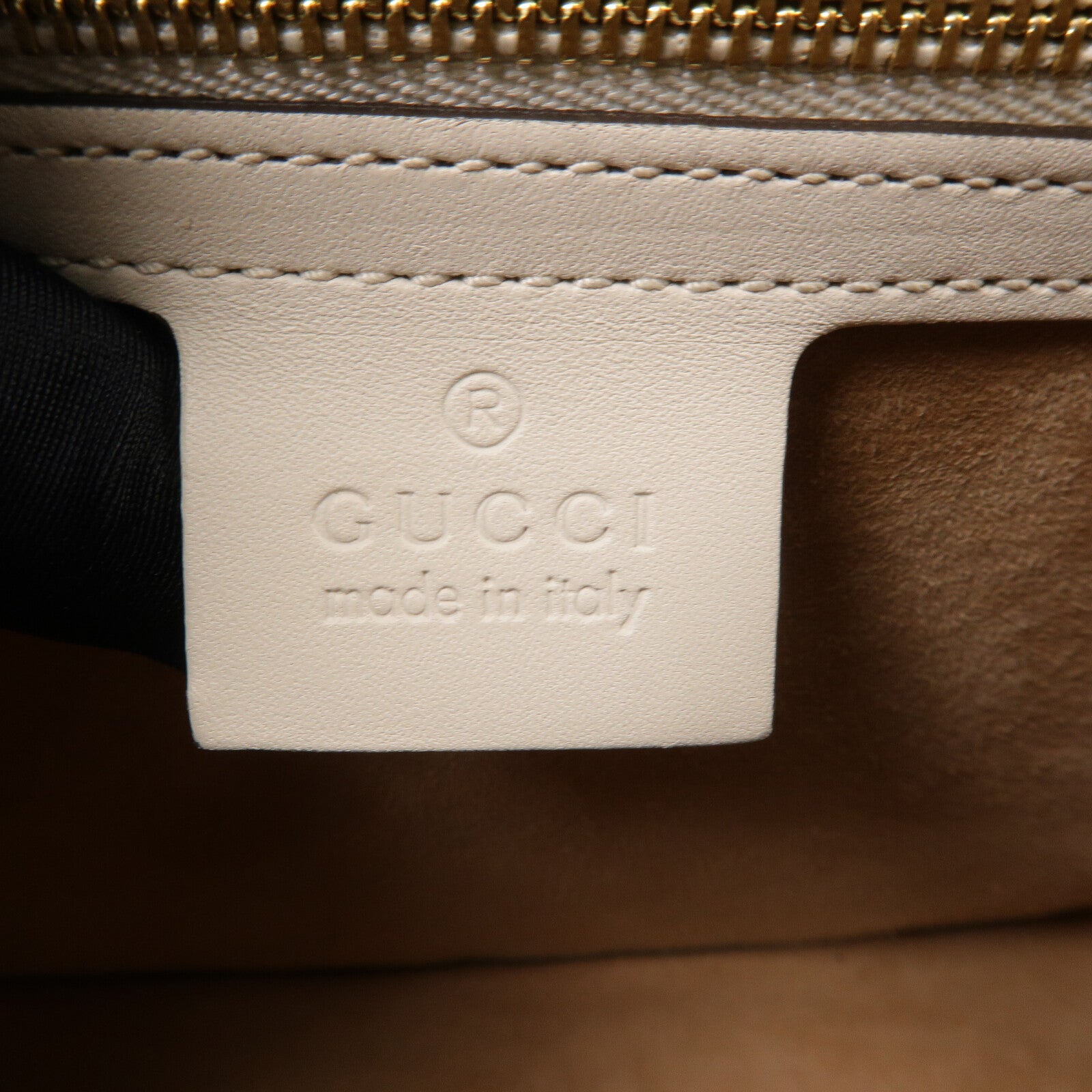 GUCCI 牛皮皮革Sylvie肩背袋