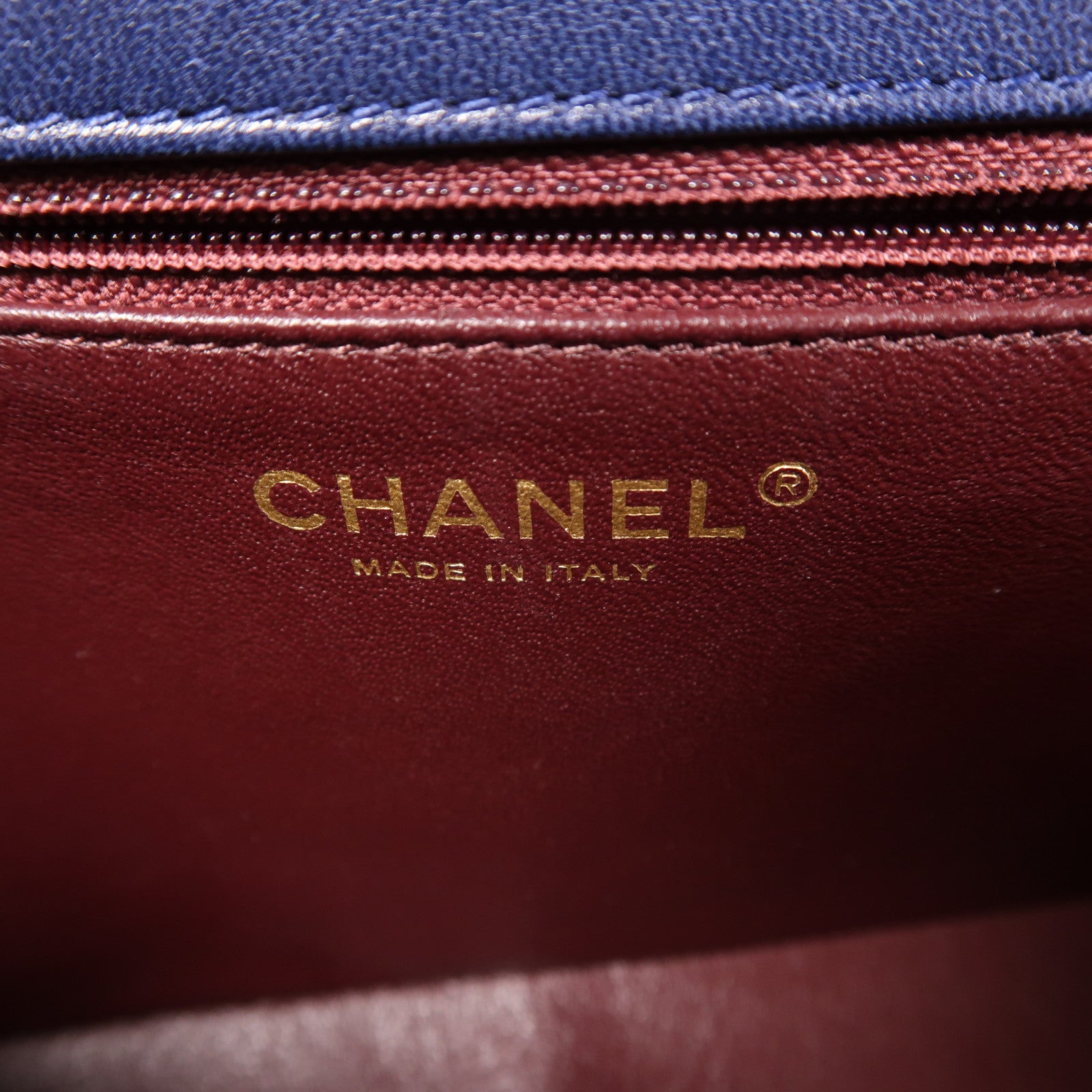 CHANEL 牛皮皮革Chain Shoulder金扣鏈帶肩背袋