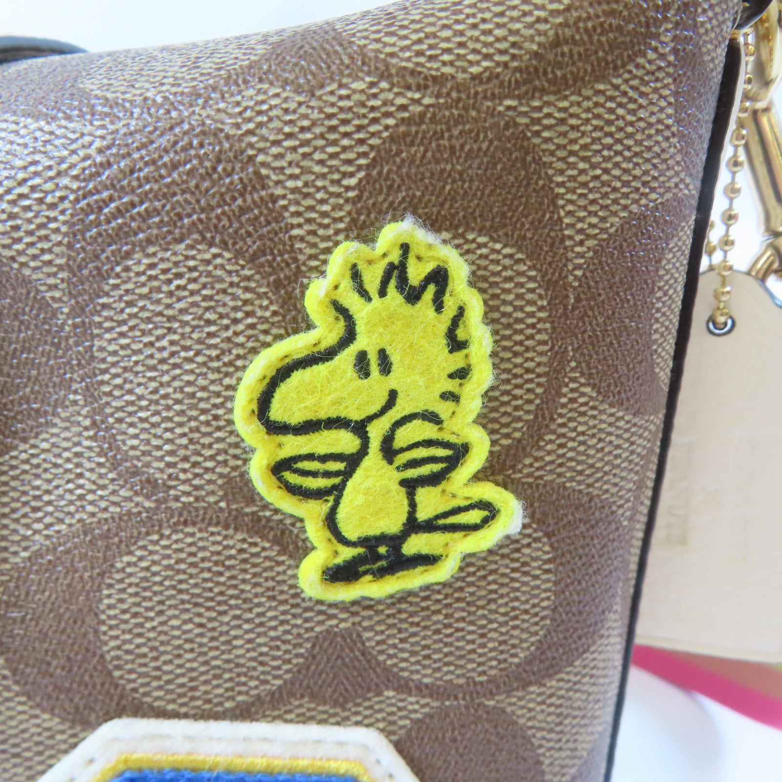 COACH 塗層帆布Shoulder Bag金扣肩背袋啡色