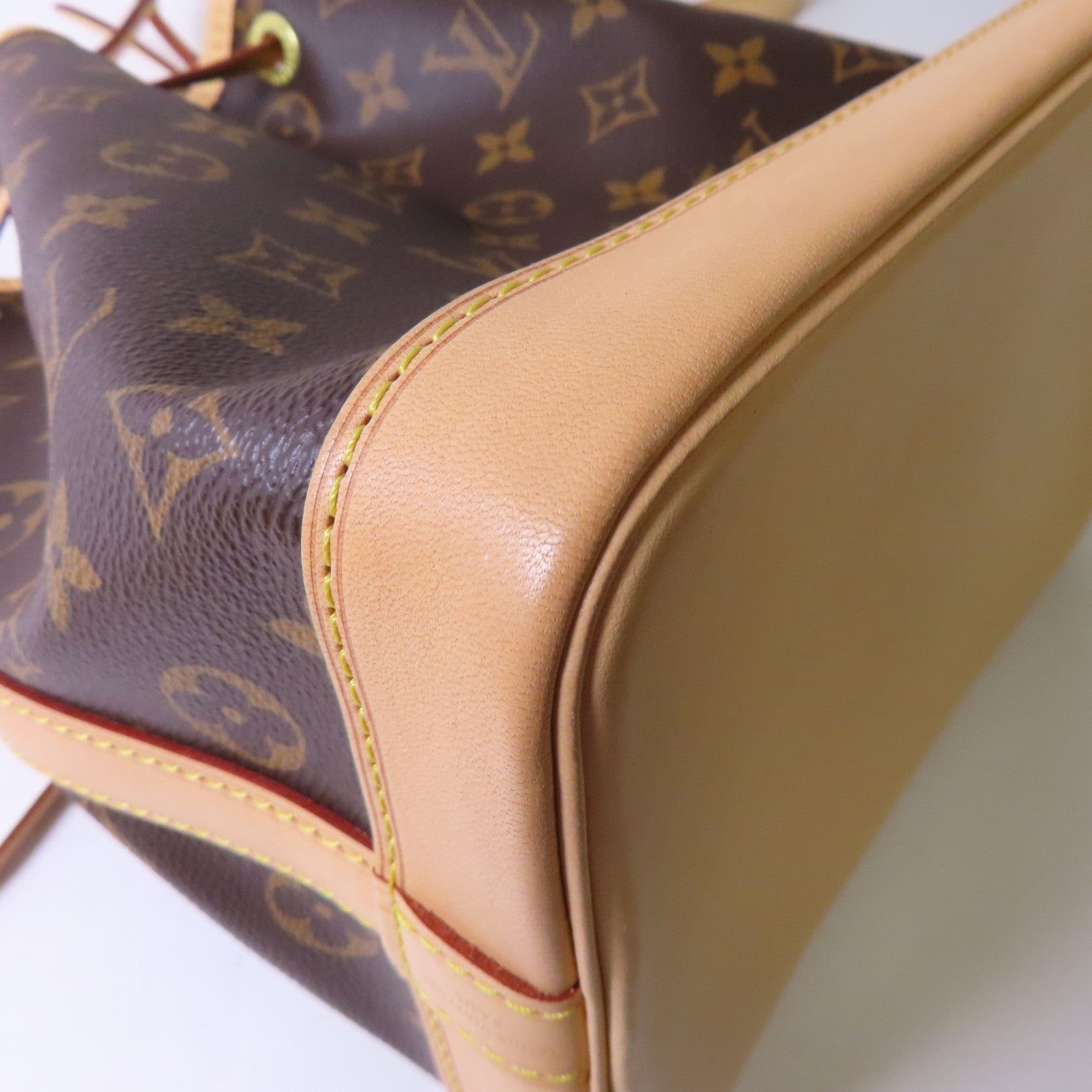 LOUIS VUITTON Monogram Noe BB金扣肩背袋啡色