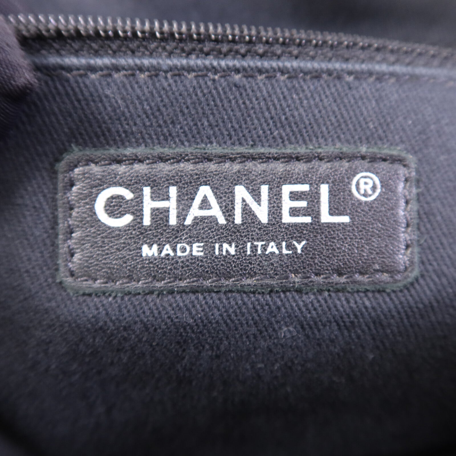 CHANEL 牛皮皮革Chain Shoulder Bag銀扣鏈帶肩背袋